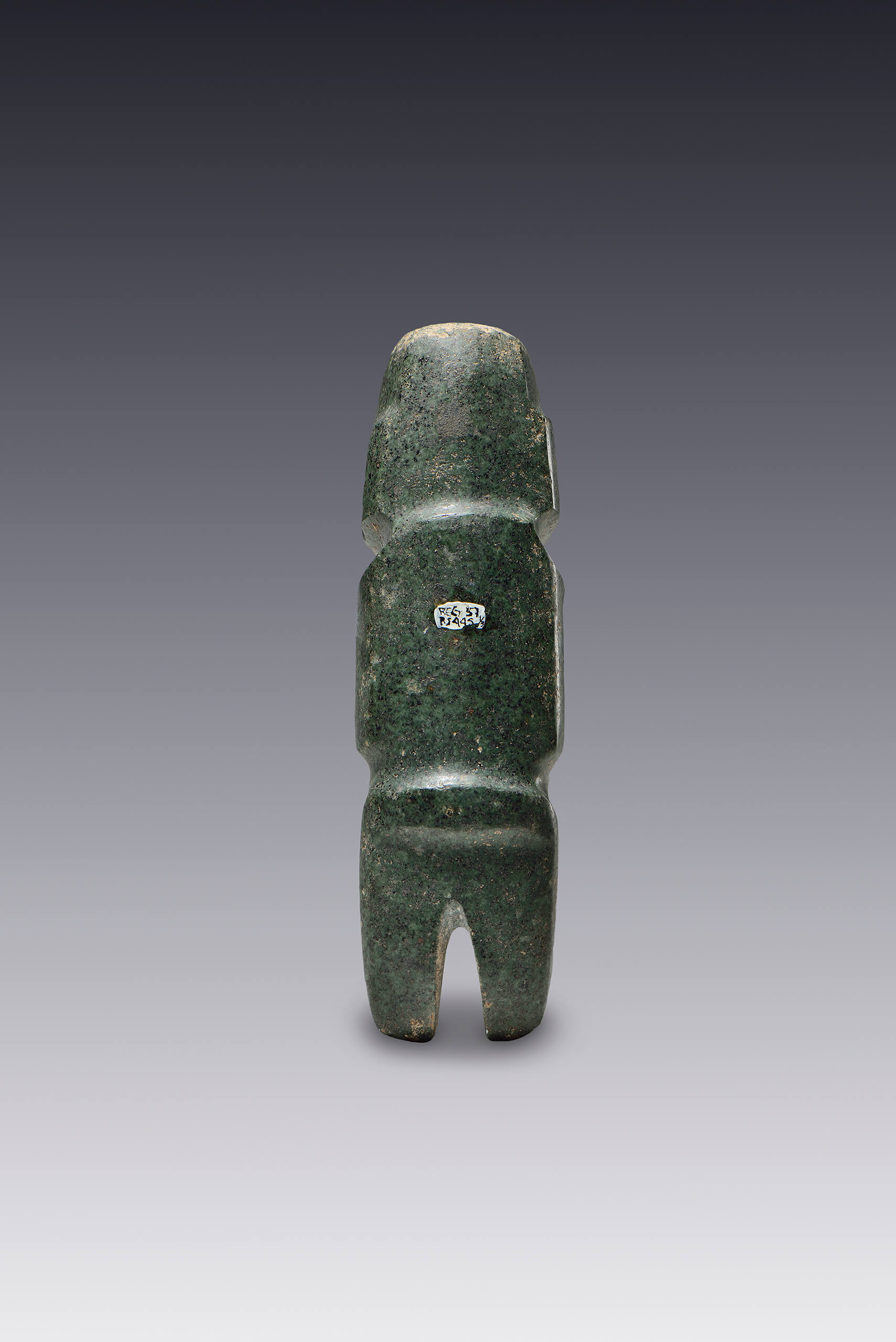 Hombres de pie con los brazos recogidos | El México antiguo. Salas de Arte Prehispánico | Museo Amparo, Puebla