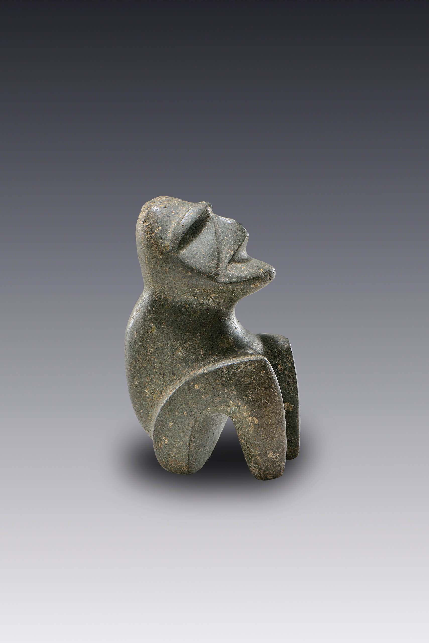 Figura antropomorfa sentada | El México antiguo. Salas de Arte Prehispánico | Museo Amparo, Puebla
