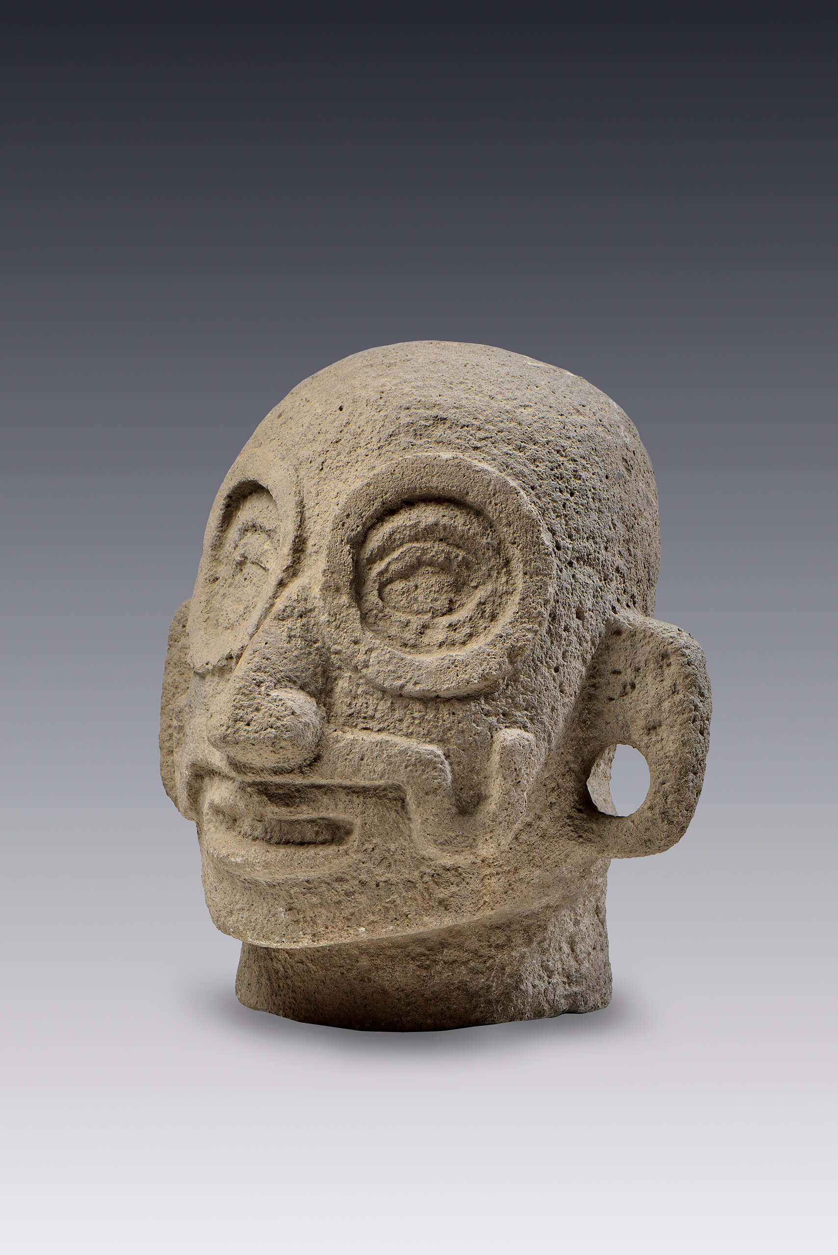 Cabeza con rostro de Tláloc | El tiempo en las cosas II. Salas de Arte Contemporáneo | Museo Amparo, Puebla
