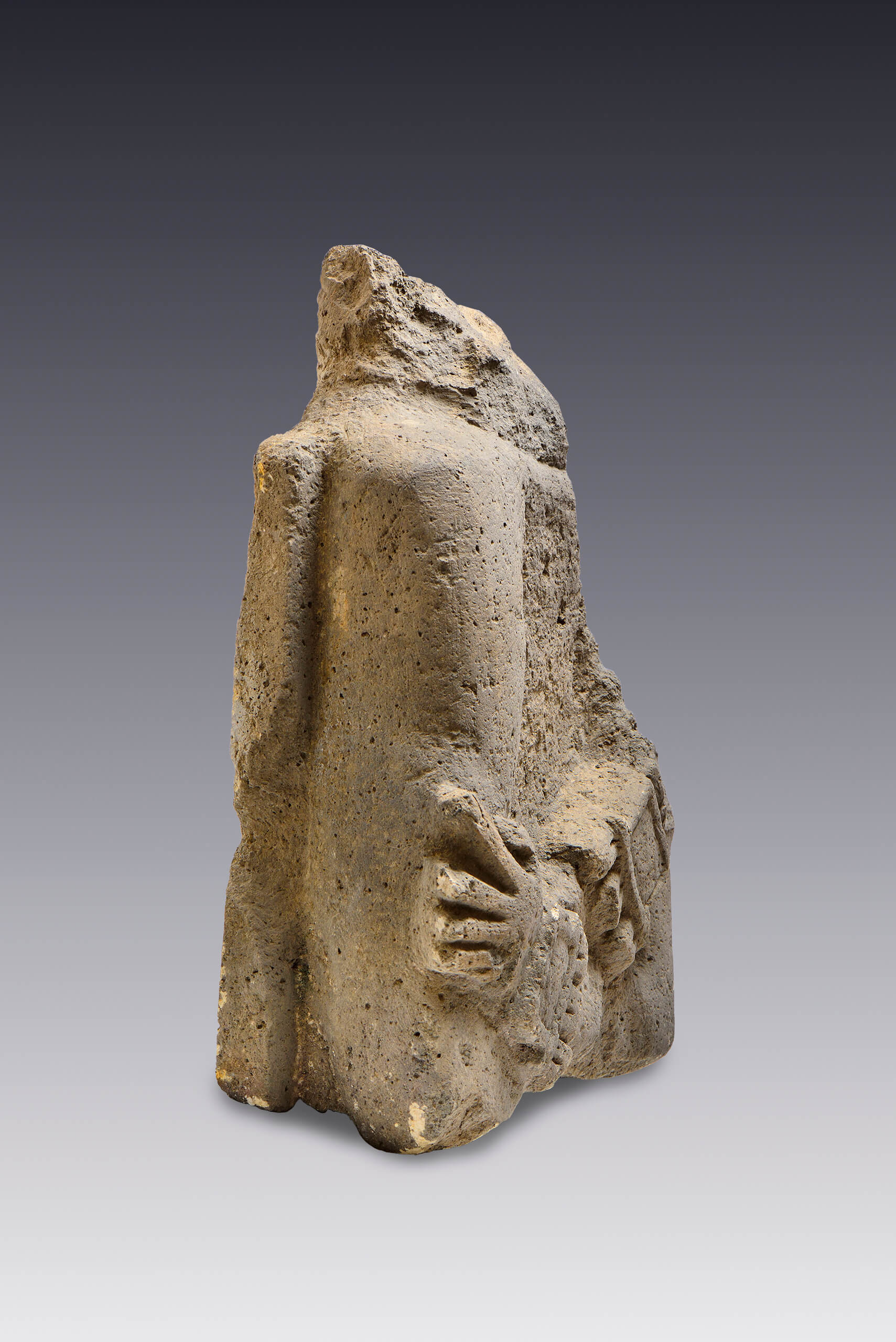 Fragmento de escultura antropomorfa | El México antiguo. Salas de Arte Prehispánico | Museo Amparo, Puebla