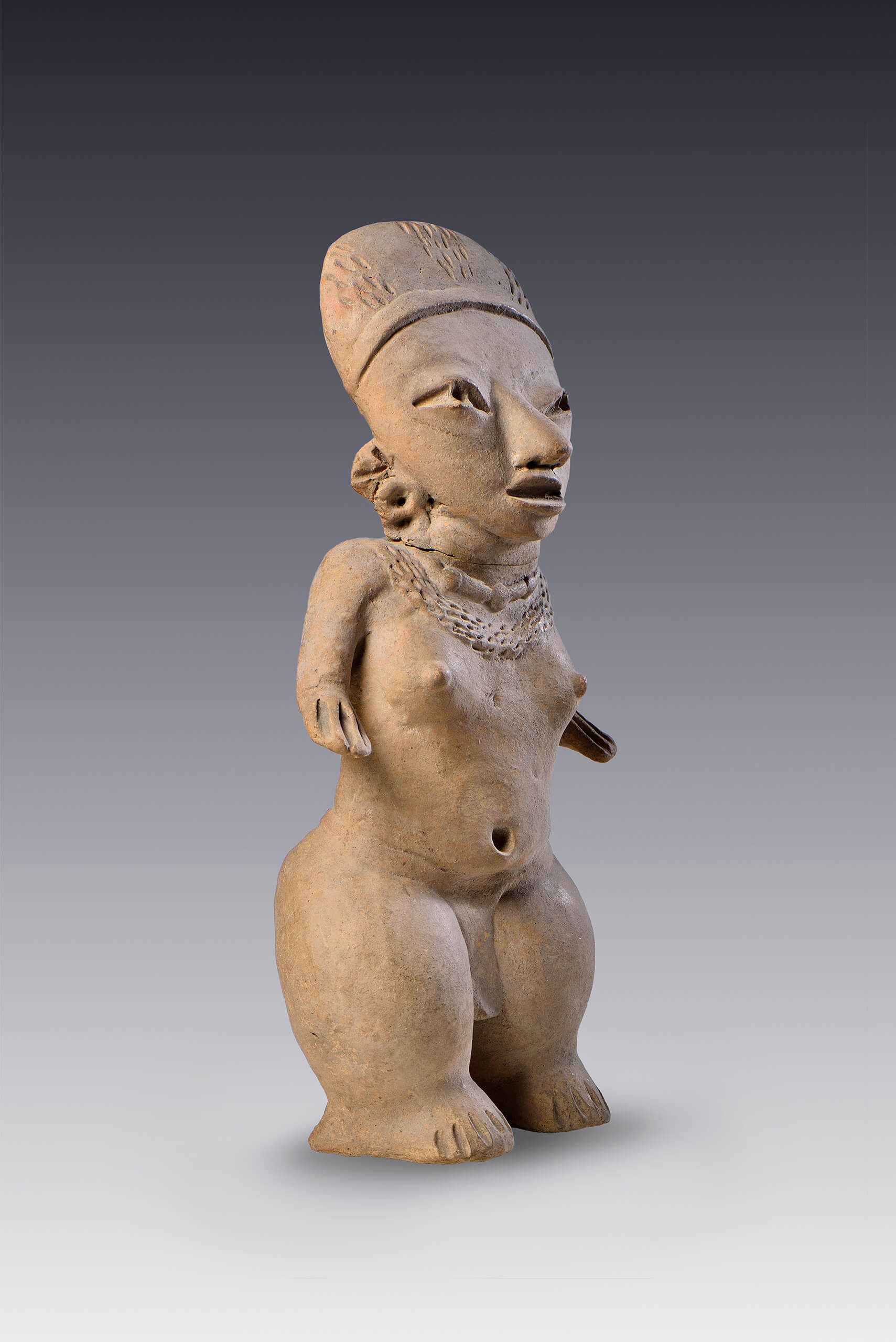 Figurilla con los brazos abiertos | El México antiguo. Salas de Arte Prehispánico | Museo Amparo, Puebla