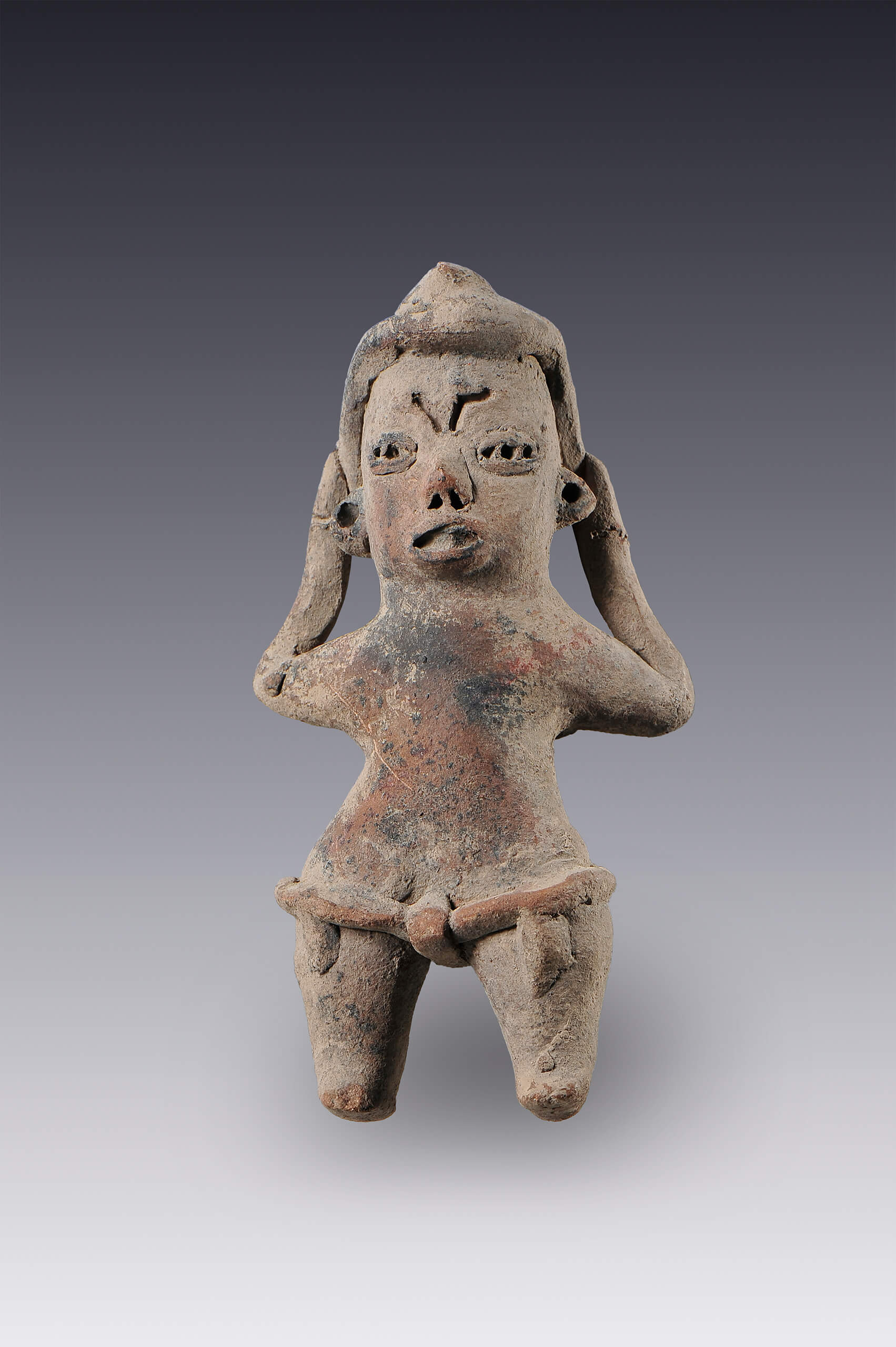 Figuras de personas que cargan con mecapal | El México antiguo. Salas de Arte Prehispánico | Museo Amparo, Puebla
