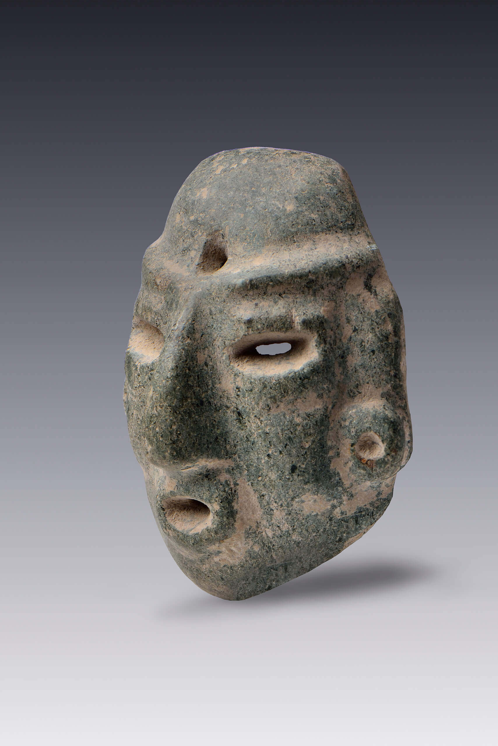 Máscara antropomorfa con orejeras | El México antiguo. Salas de Arte Prehispánico | Museo Amparo, Puebla