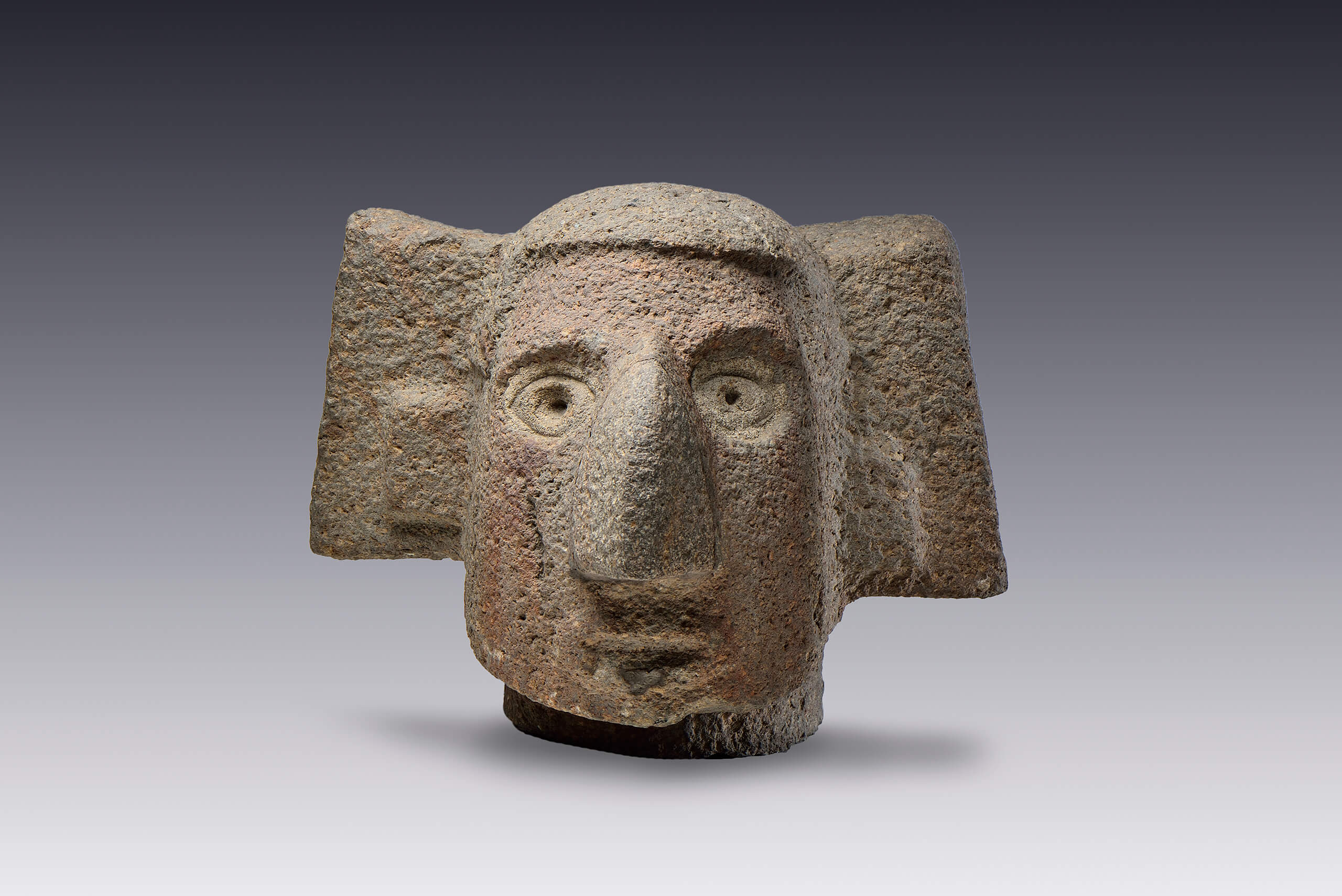 Personaje de gran nariz | El México antiguo. Salas de Arte Prehispánico | Museo Amparo, Puebla