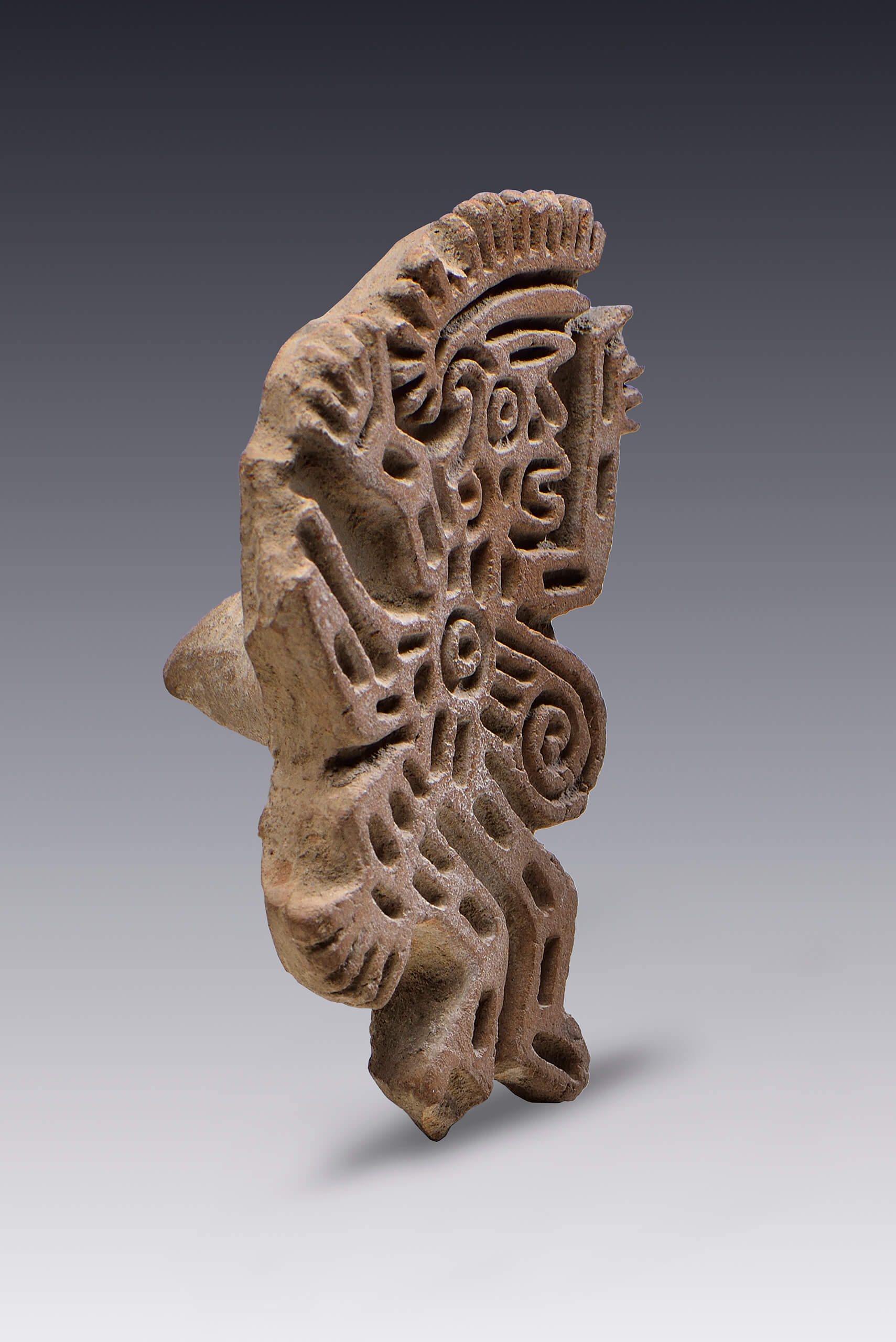 Sello antropomorfo, Quetzalcóatl | El tiempo en las cosas. Salas de Arte Contemporáneo | Museo Amparo, Puebla