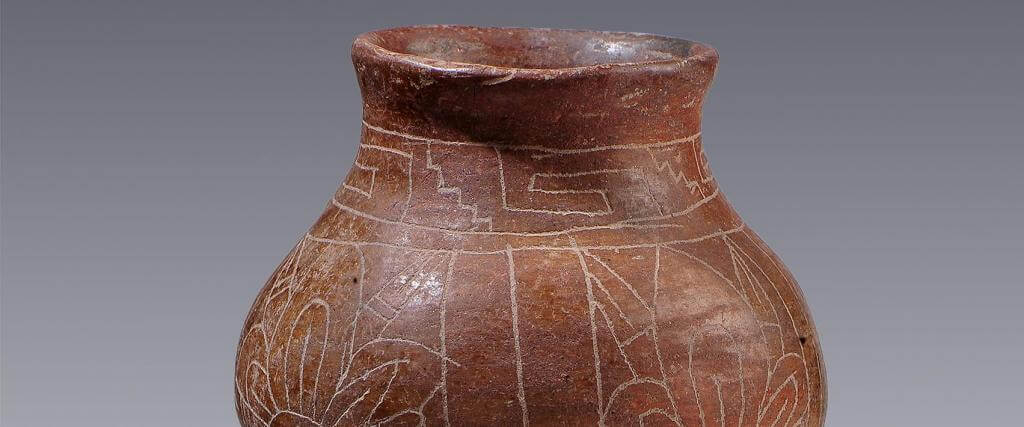 Vasija Tripode Cultura Mixteca Periodo Posclasico museoamparo.com