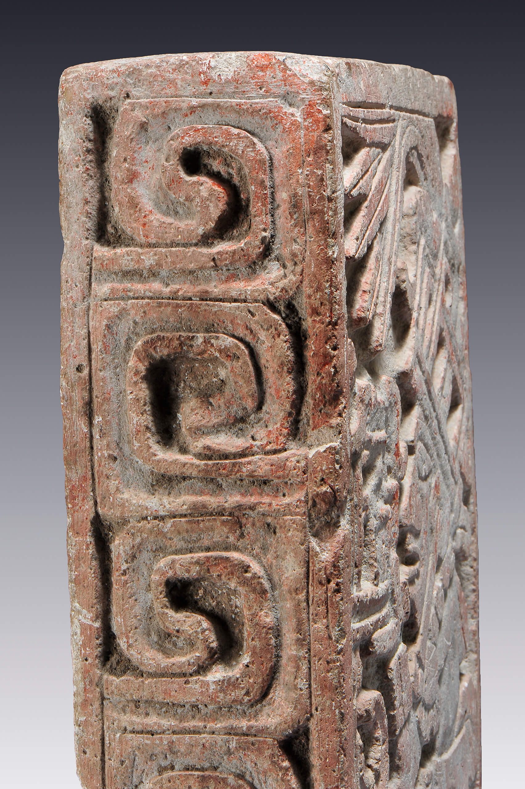 Estela con soberano | El México antiguo. Salas de Arte Prehispánico | Museo Amparo, Puebla