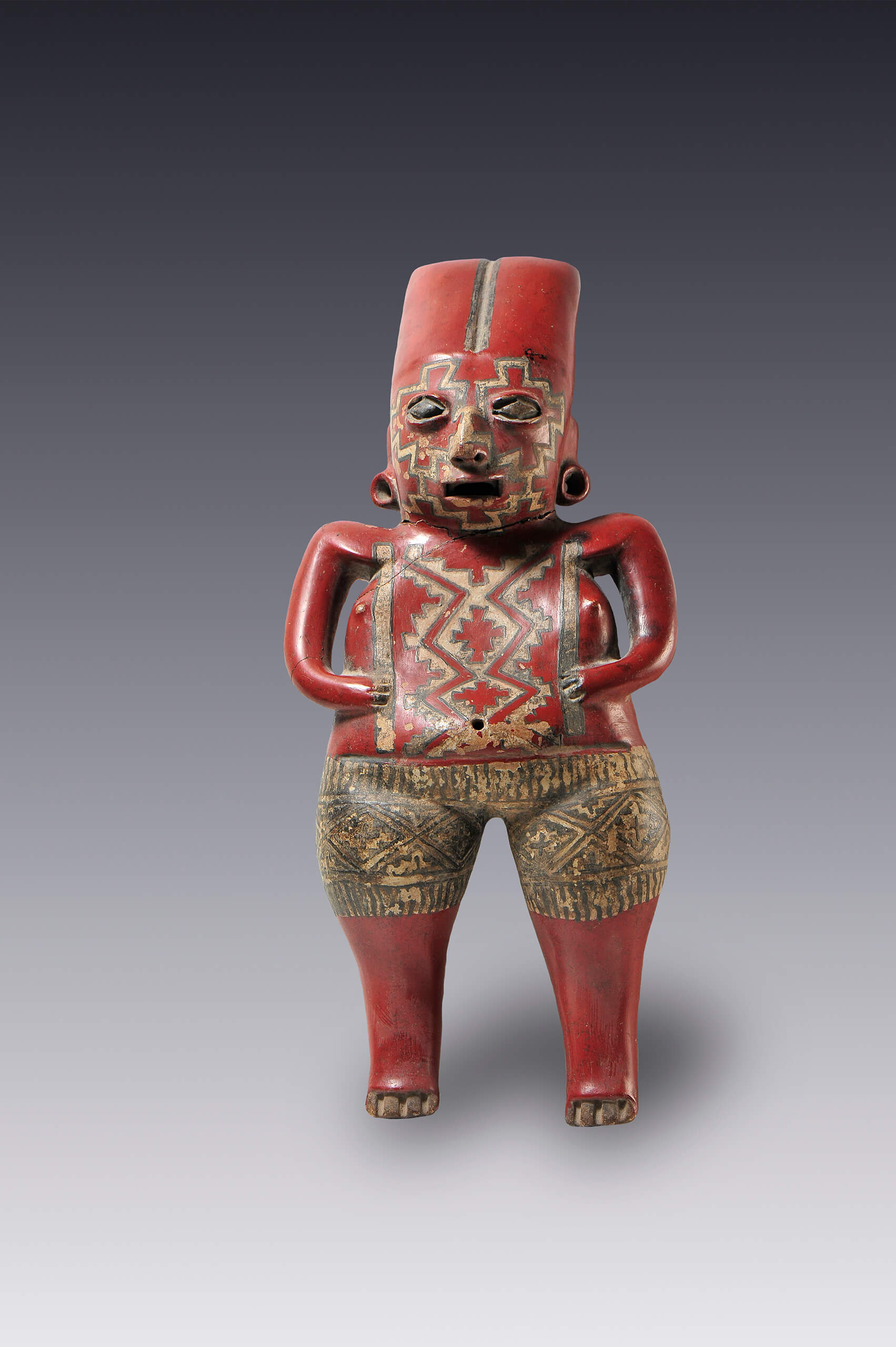 Mujer embarazada con decoración geométrica | El México antiguo. Salas de Arte Prehispánico | Museo Amparo, Puebla