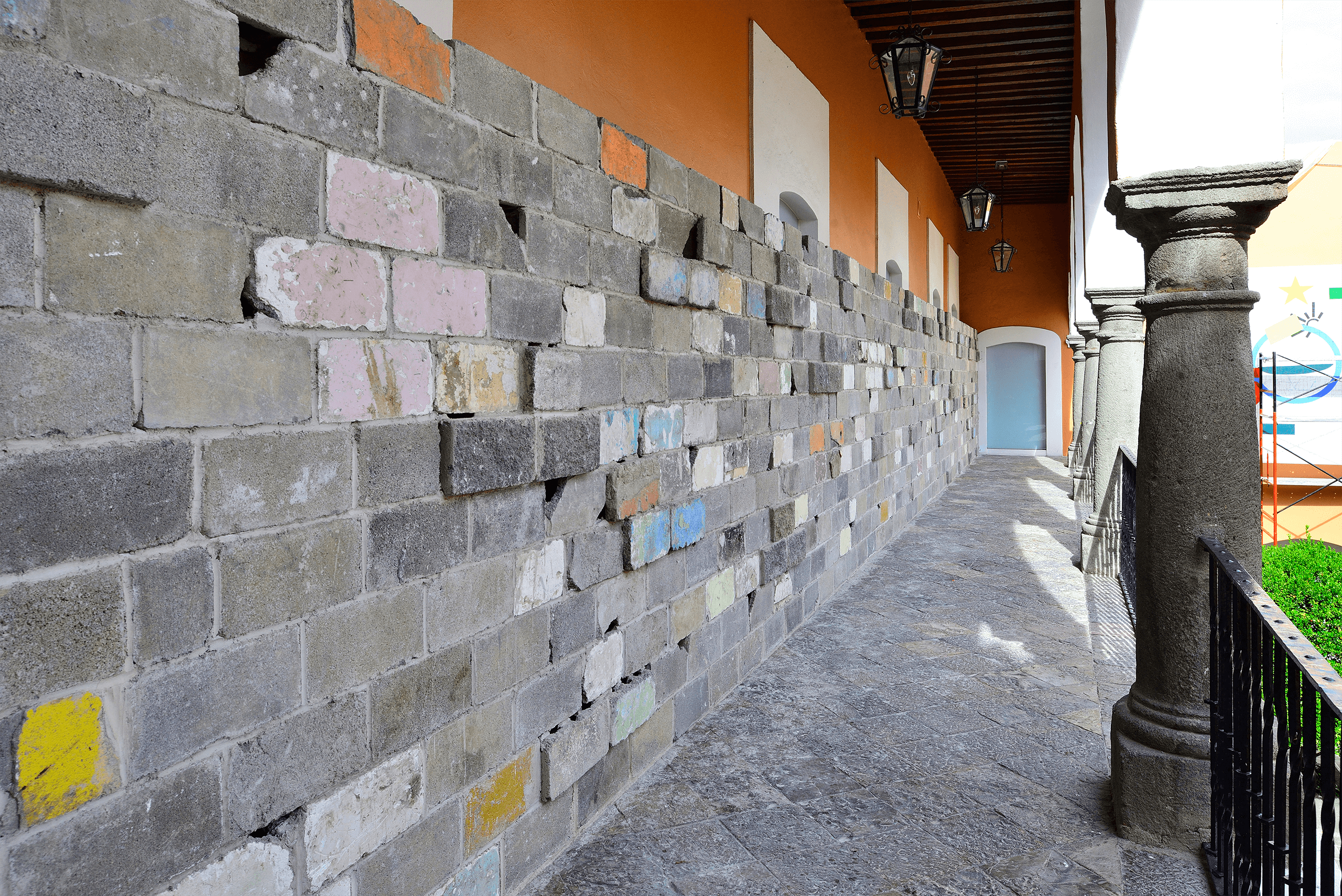 Viejas unidades de construcción, un contrato económico, más otro posible | Tercerunquinto. Obra inconclusa | Museo Amparo, Puebla