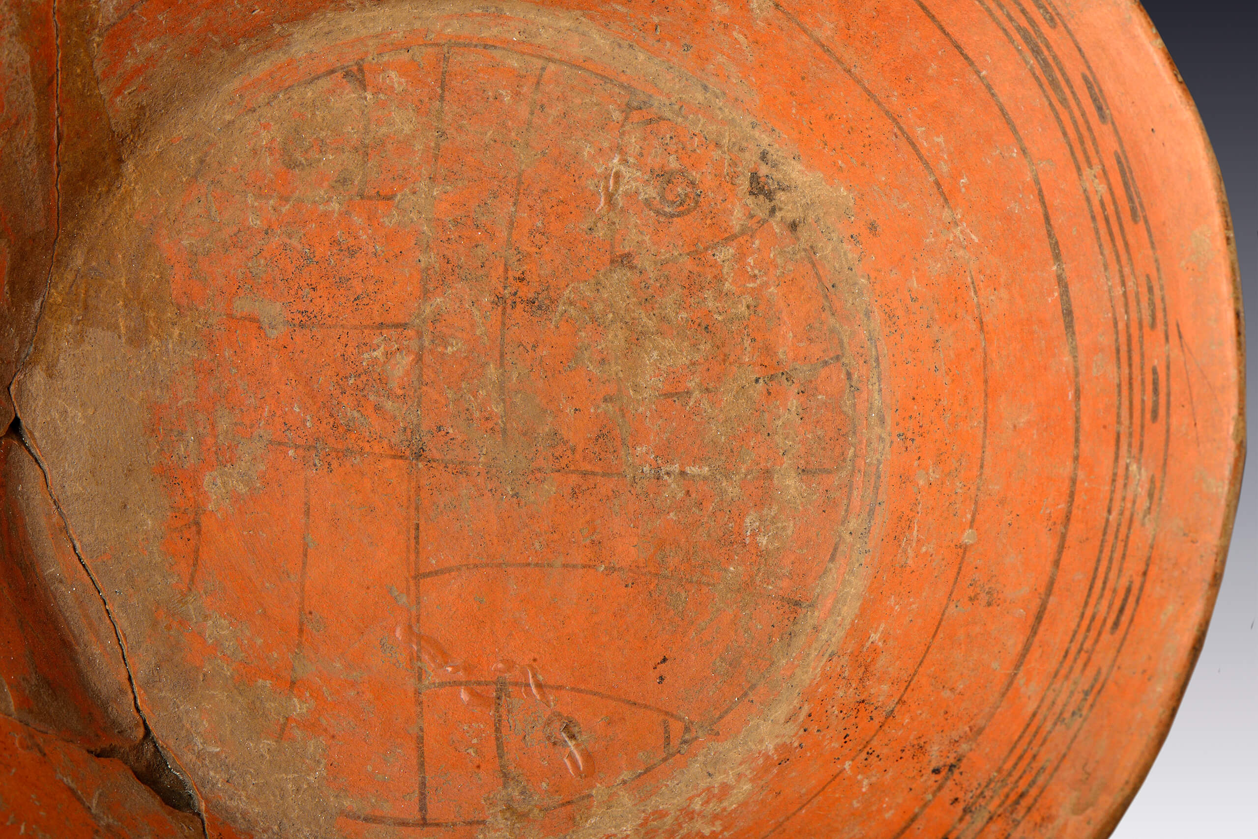 Cajete trípode | El tiempo en las cosas II. Salas de Arte Contemporáneo | Museo Amparo, Puebla