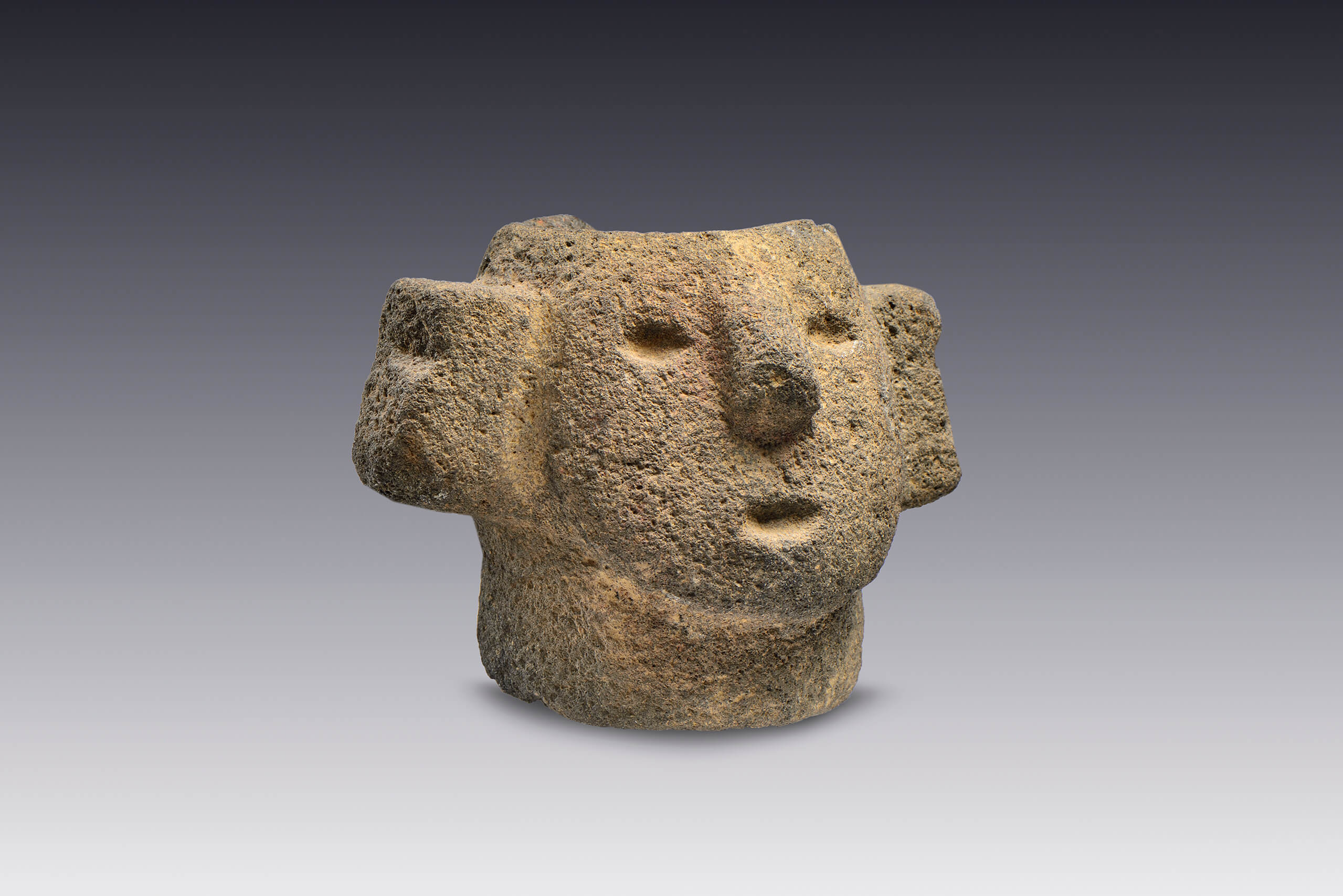 Vasija de cabeza antropomorfa  | El tiempo en las cosas II. Salas de Arte Contemporáneo | Museo Amparo, Puebla