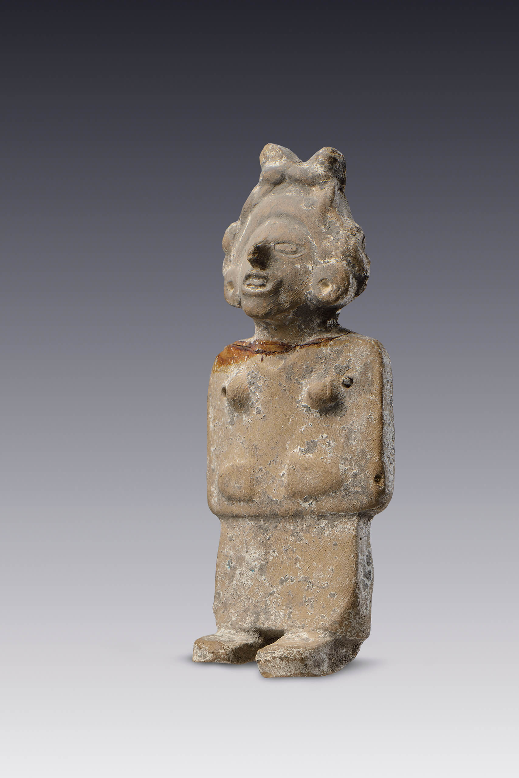 Figurilla femenina tipo galleta  | El México antiguo. Salas de Arte Prehispánico | Museo Amparo, Puebla