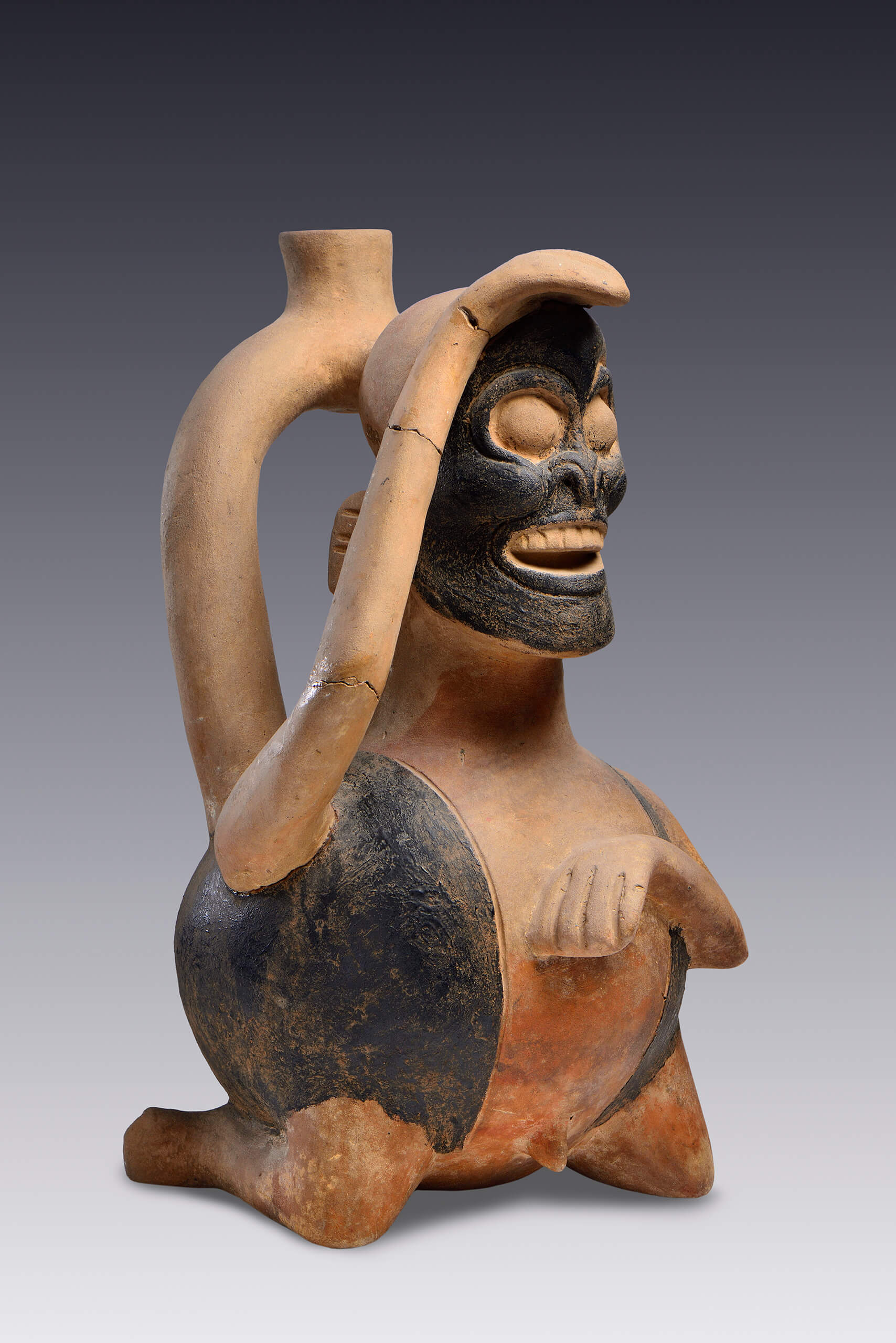 Mono cubierto por chapopote | El México antiguo. Salas de Arte Prehispánico | Museo Amparo, Puebla