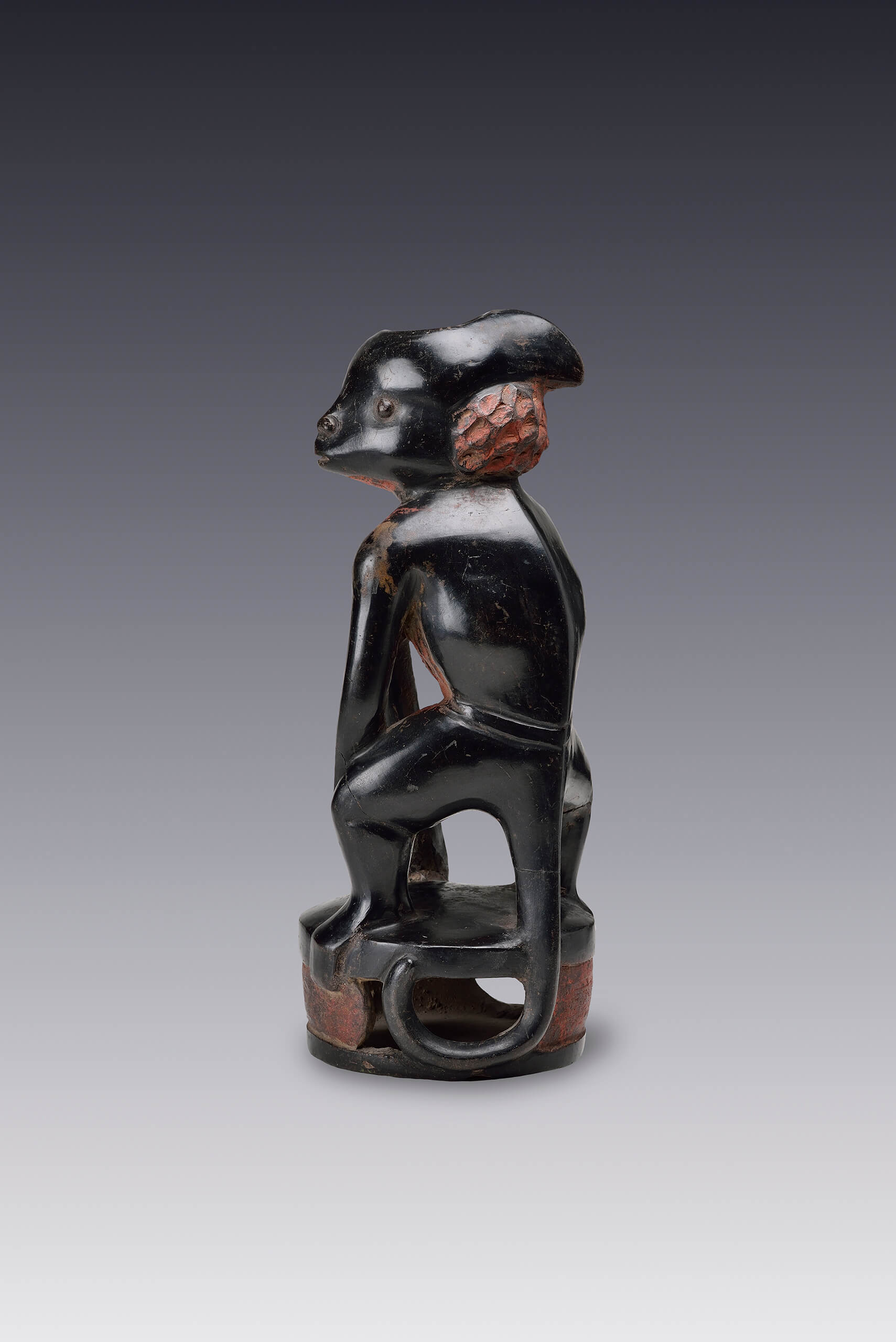 Mono con una caña en la mano | El México antiguo. Salas de Arte Prehispánico | Museo Amparo, Puebla