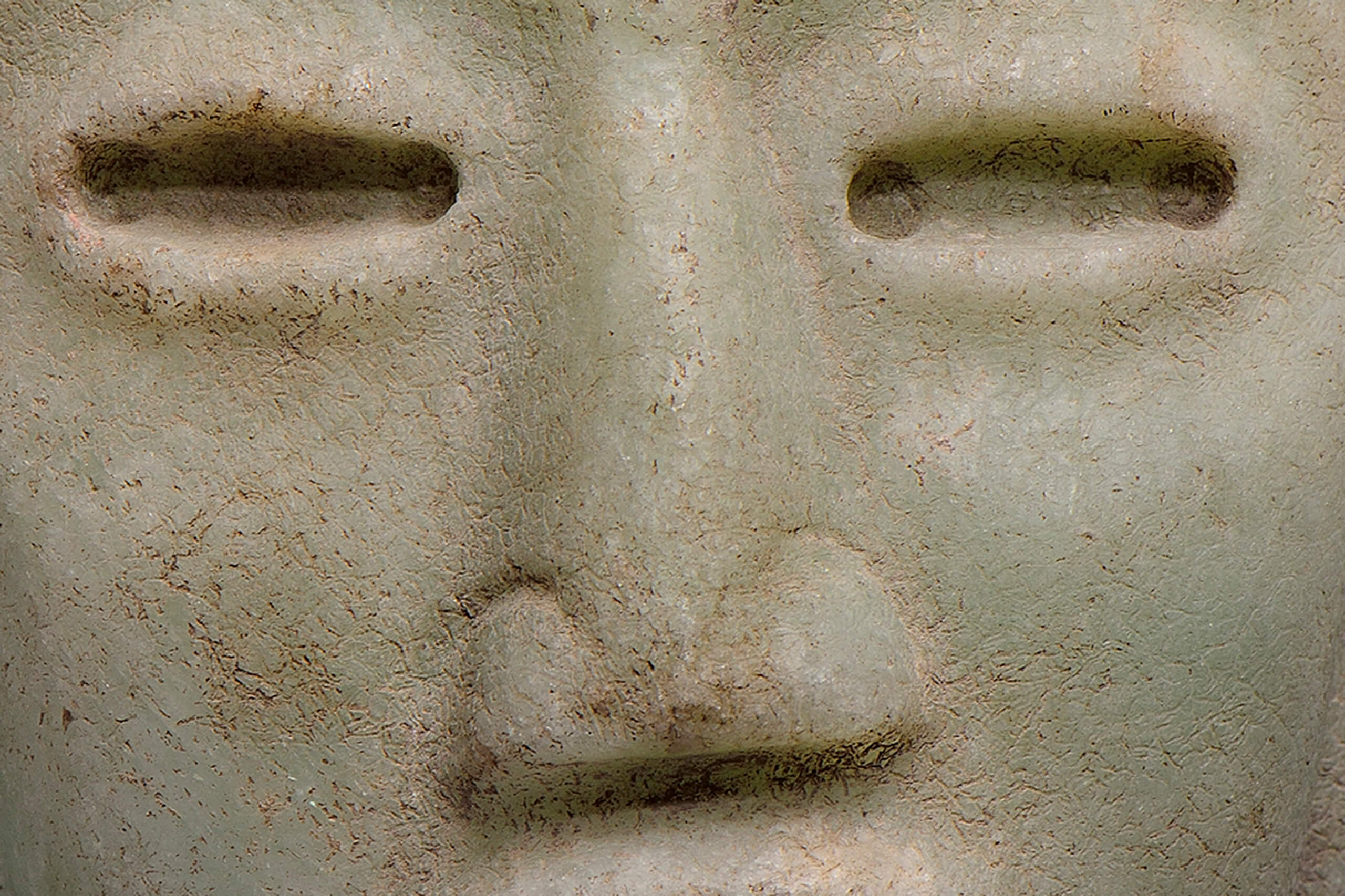 Máscara de un rostro humano con la boca y los ojos muy abiertos | El México antiguo. Salas de Arte Prehispánico | Museo Amparo, Puebla