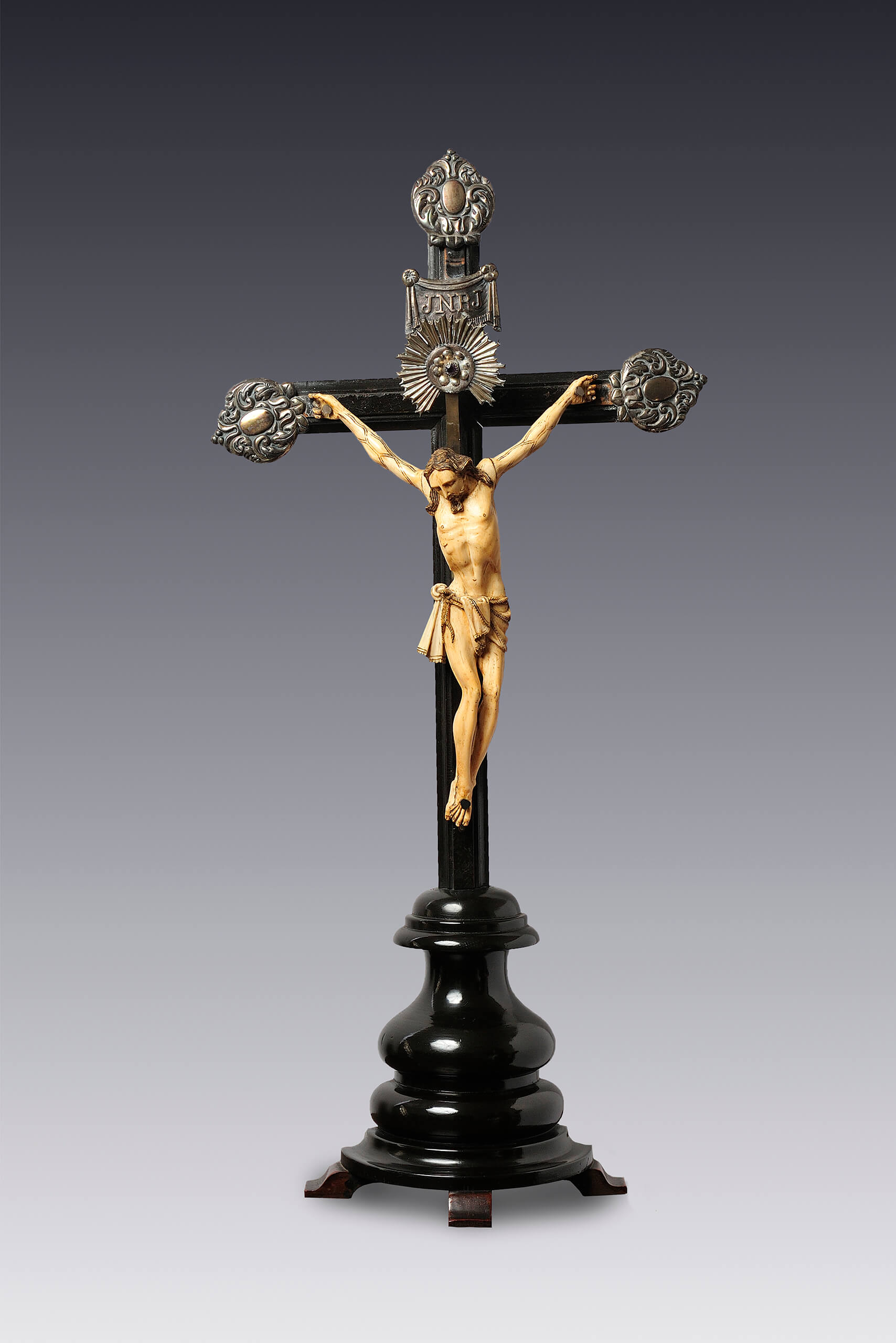 Cristo crucificado | Salas de Arte Virreinal y Siglo XIX | Museo Amparo, Puebla