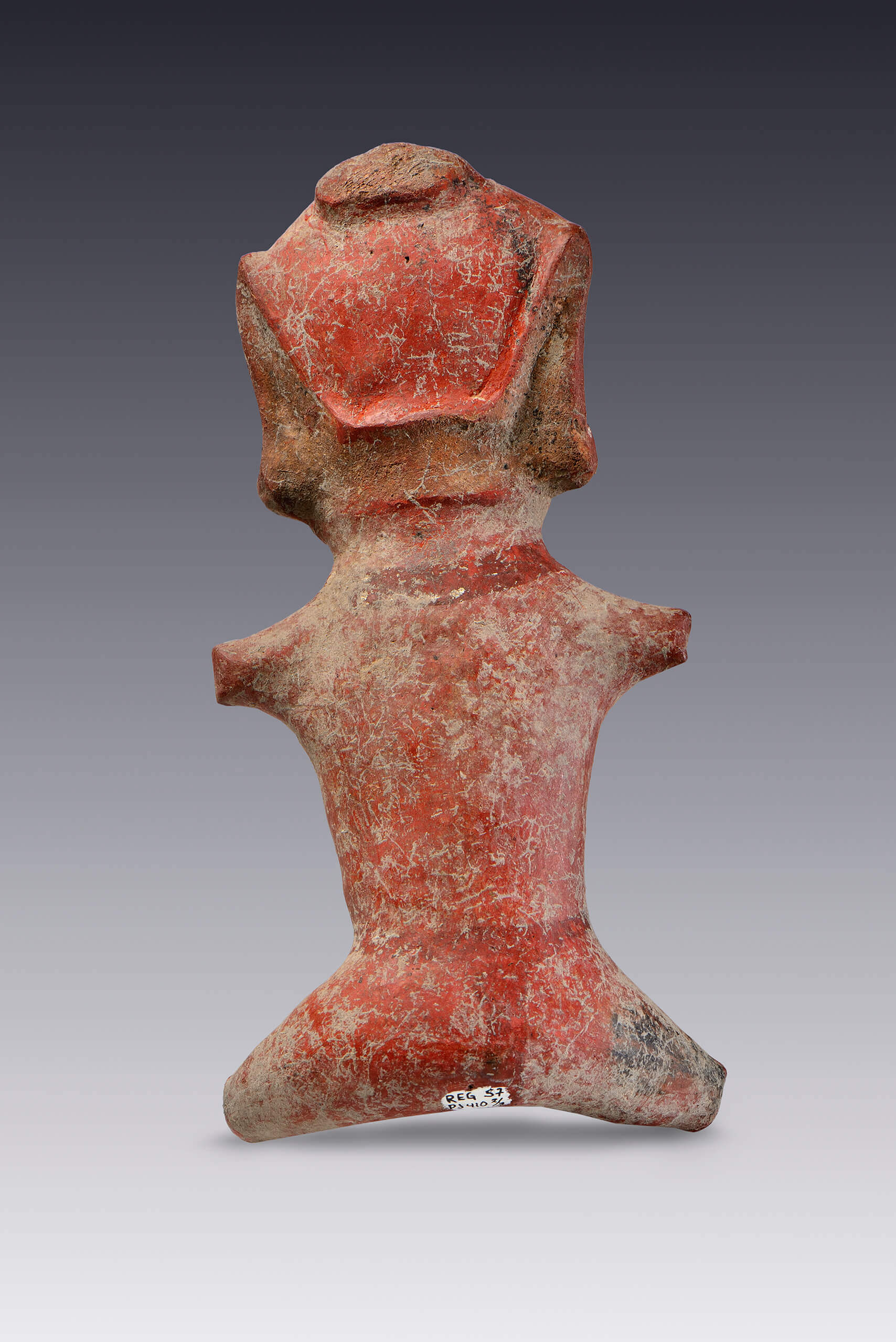 Mujeres sentadas y pintadas de rojo | El México antiguo. Salas de Arte Prehispánico | Museo Amparo, Puebla