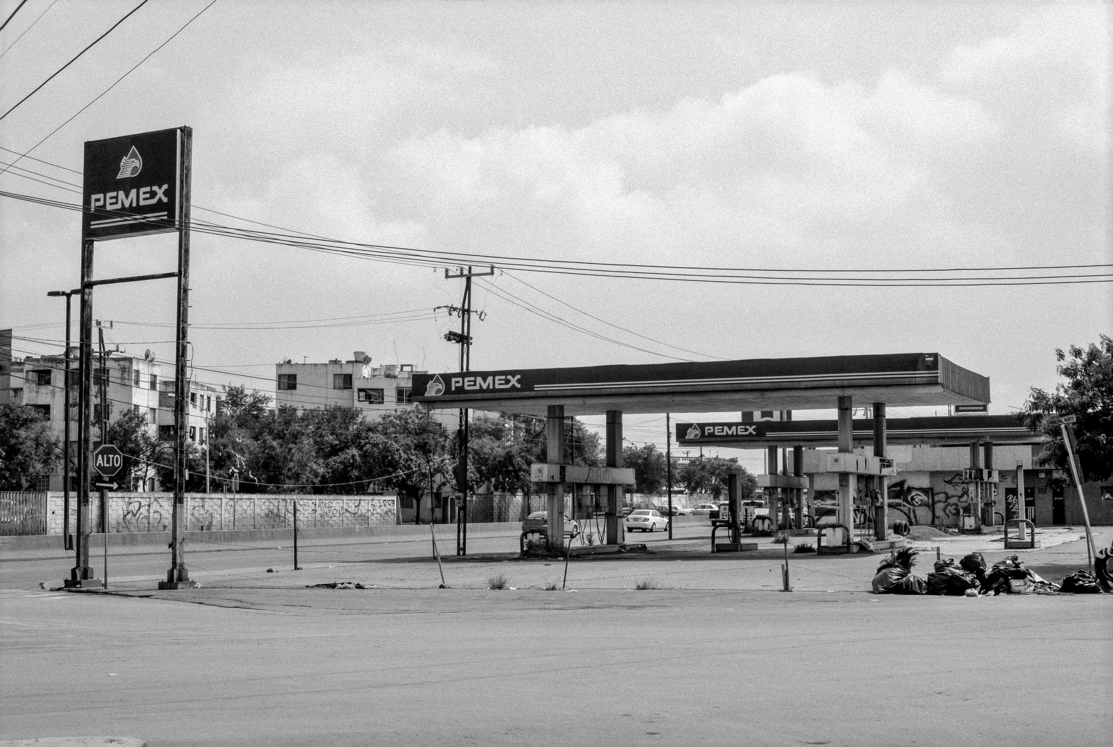 26 Used to be Gasoline Stations  | El tiempo en las cosas. Salas de Arte Contemporáneo | Museo Amparo, Puebla