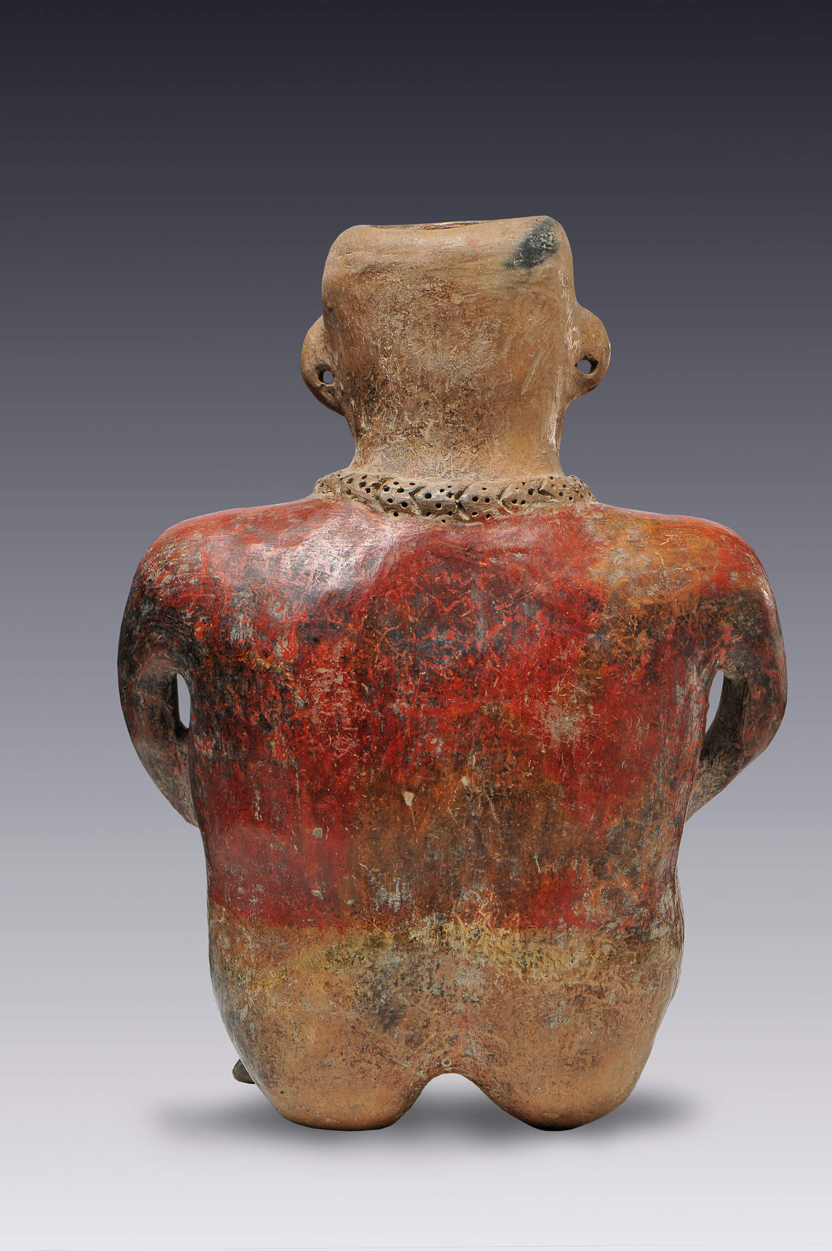 Figurilla femenina sedente | El México antiguo. Salas de Arte Prehispánico | Museo Amparo, Puebla