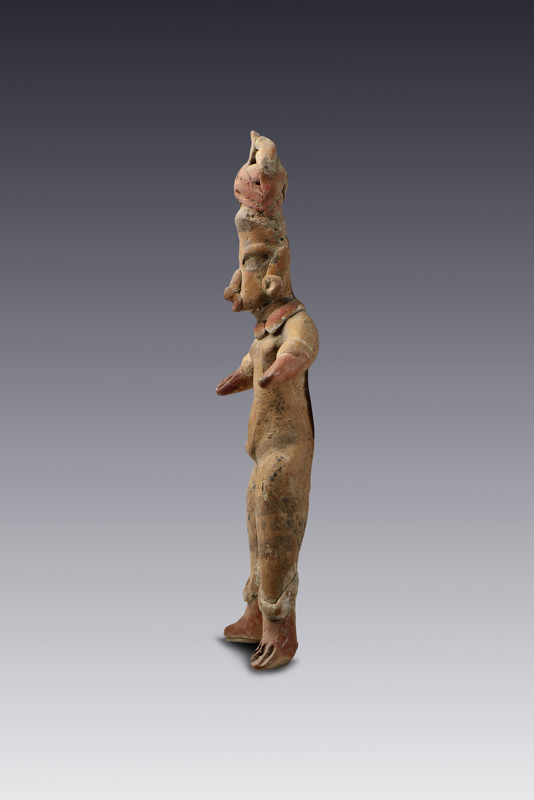 Figurillas femeninas con pintura corporal  | El México antiguo. Salas de Arte Prehispánico | Museo Amparo, Puebla