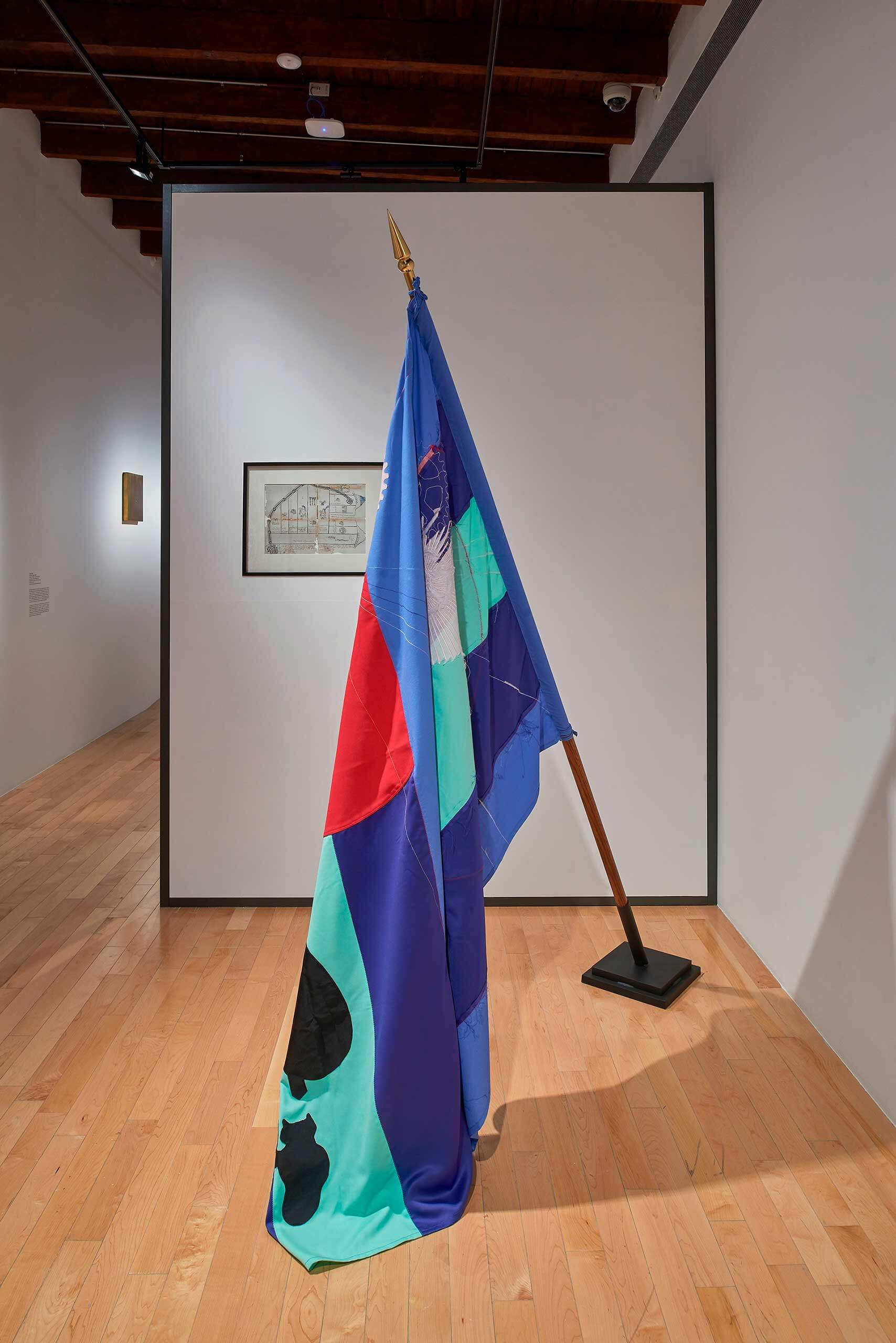 Banderas II y III (Territorio, tropa y orden) | El tiempo en las cosas I. Salas de Arte Contemporáneo | Museo Amparo, Puebla