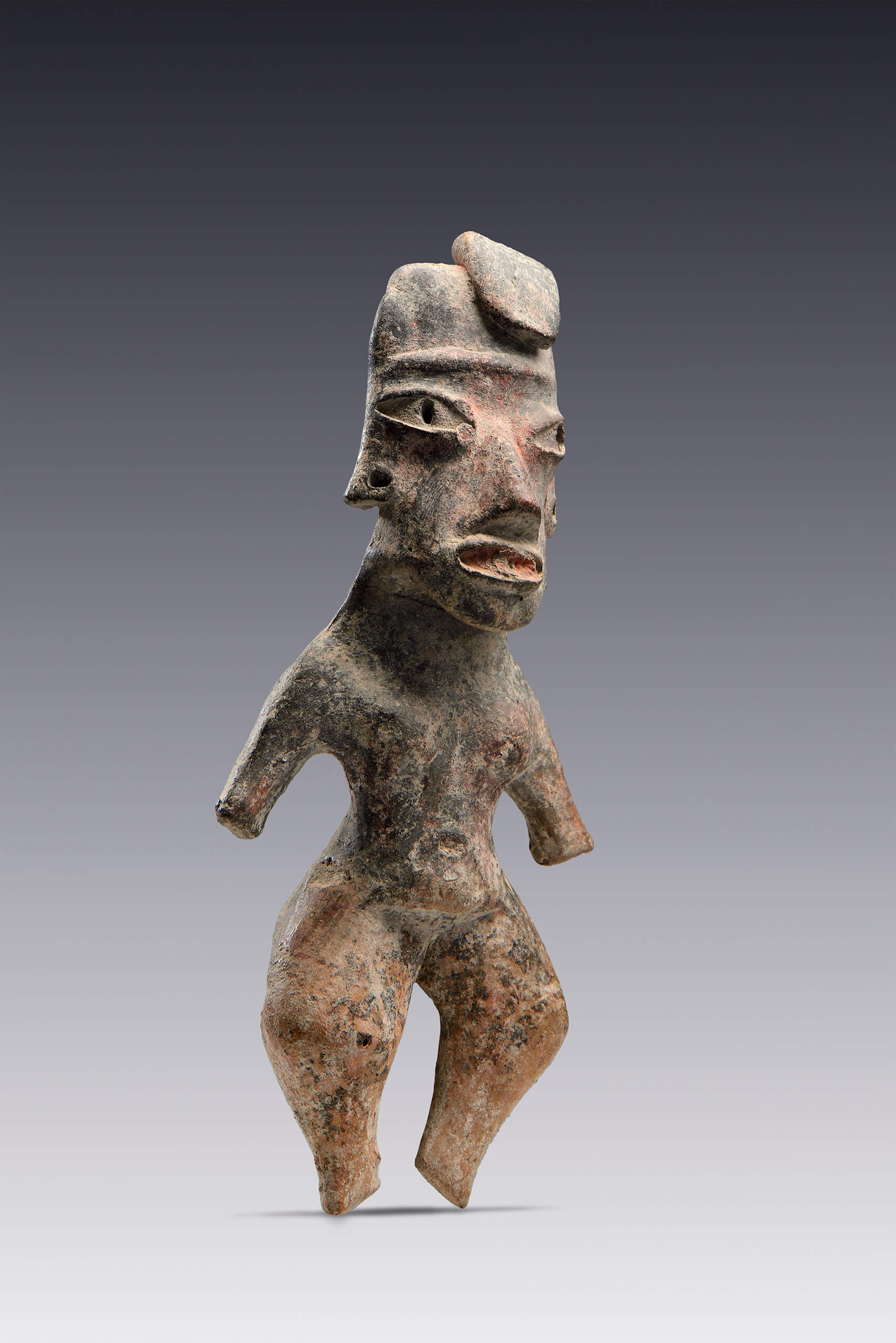 Figurilla femenina embarazada | El M&eacute;xico antiguo. Salas de Arte Prehisp&aacute;nico | Museo Amparo, Puebla