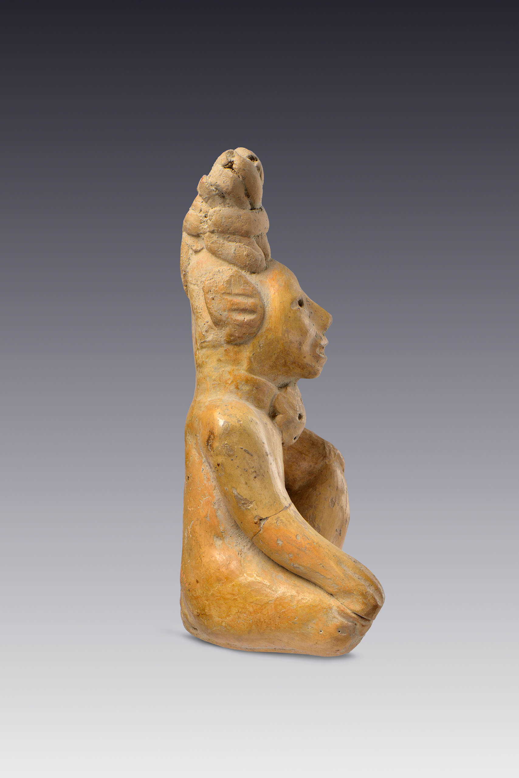 Figurilla sedente antropomorfa | El M&eacute;xico antiguo. Salas de Arte Prehisp&aacute;nico | Museo Amparo, Puebla