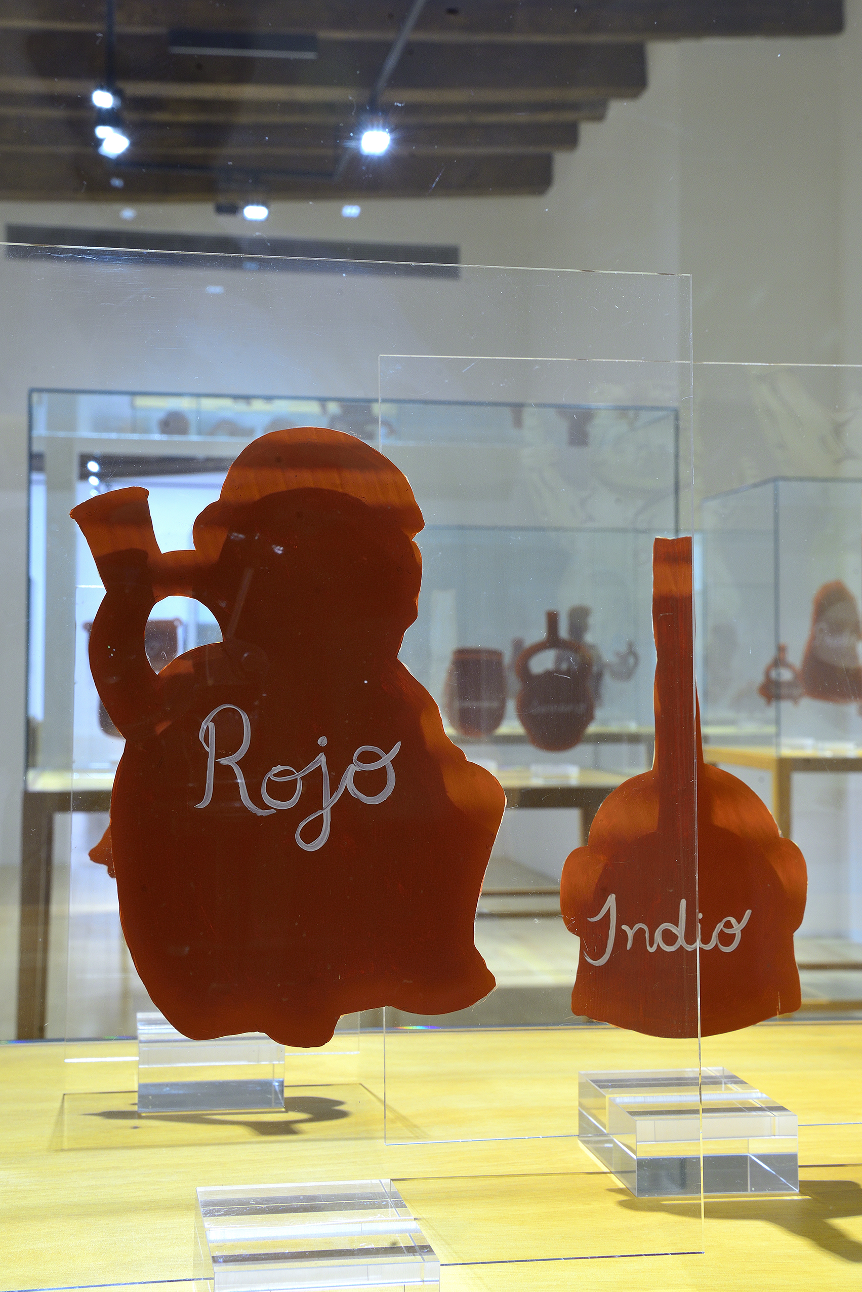Rojo indio | El orden de los factores. Sandra Gamarra Heshiki | Museo Amparo, Puebla
