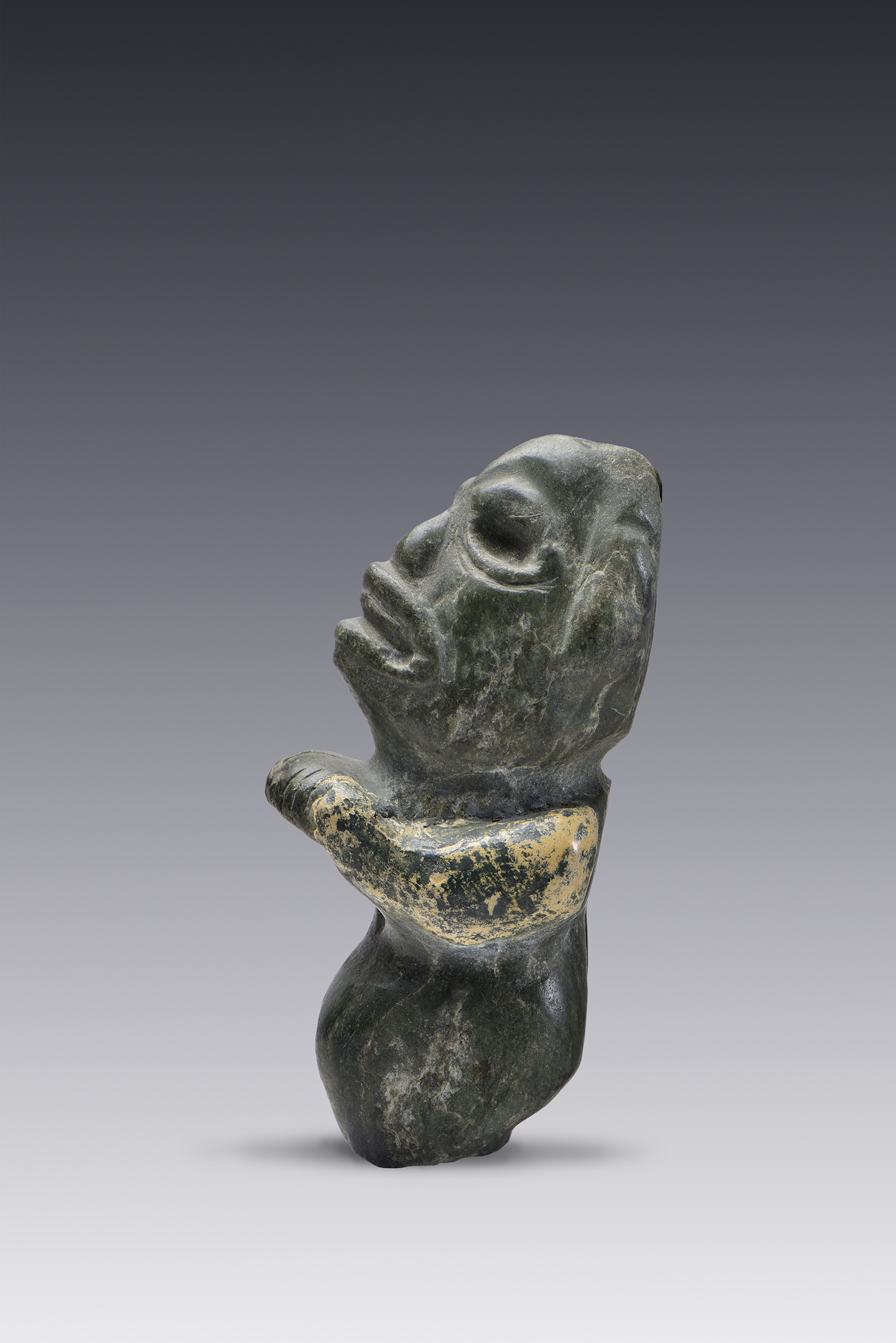 Figurilla olmeca antropomorfa | El México antiguo. Salas de Arte Prehispánico | Museo Amparo, Puebla