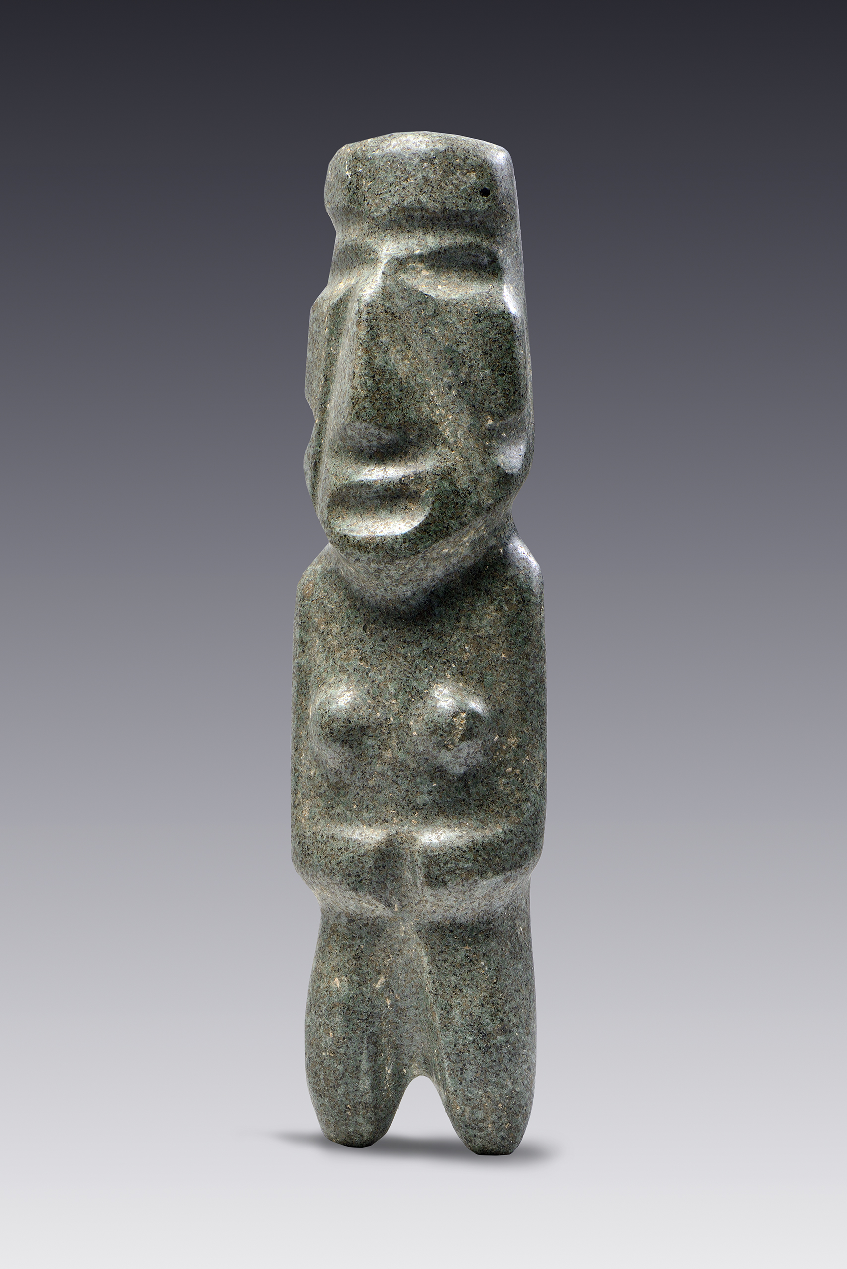 Figurilla Mezcala antropomorfa | El México antiguo. Salas de Arte Prehispánico | Museo Amparo, Puebla