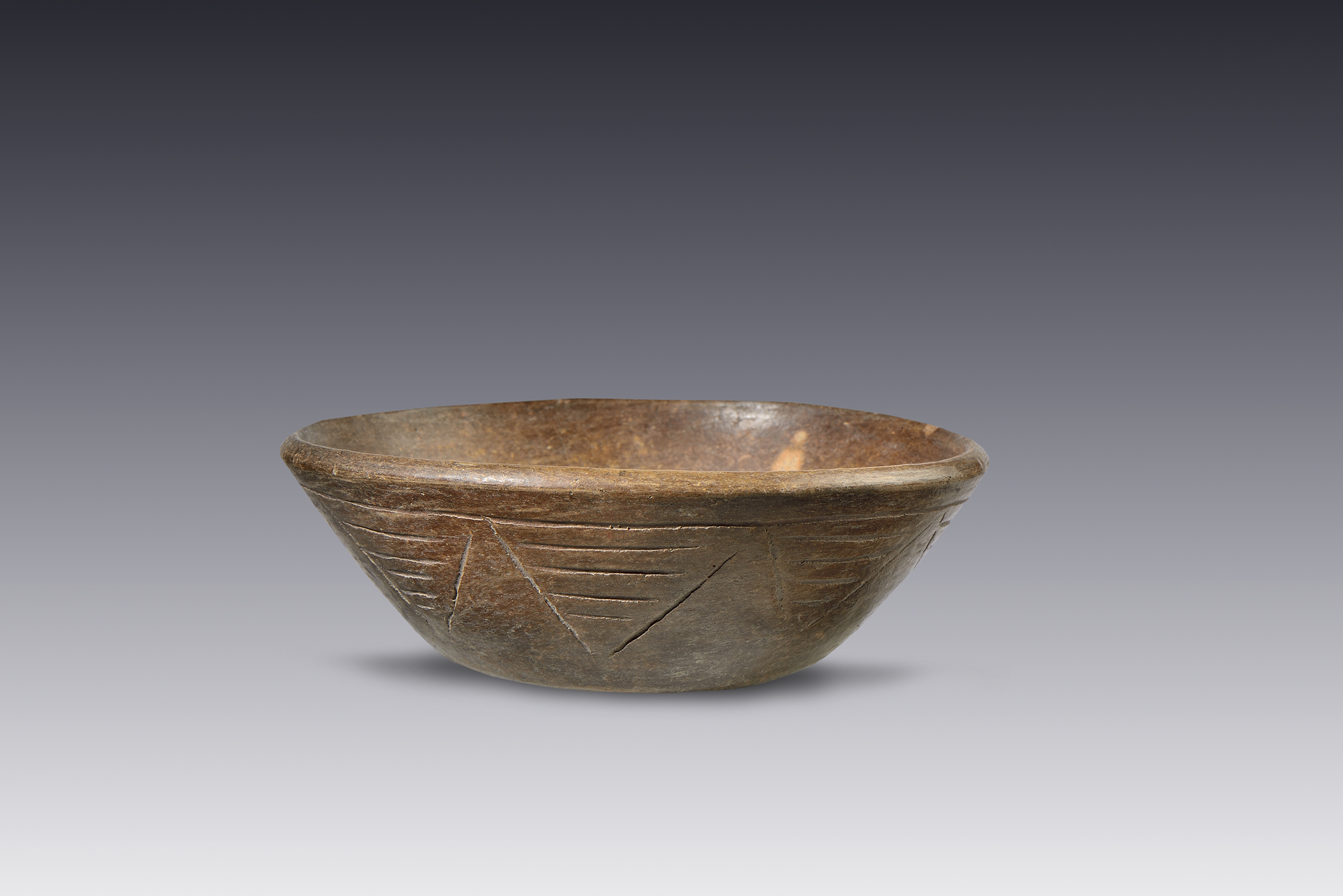 Vasija con decoración cerámica | El México antiguo. Salas de Arte Prehispánico | Museo Amparo, Puebla