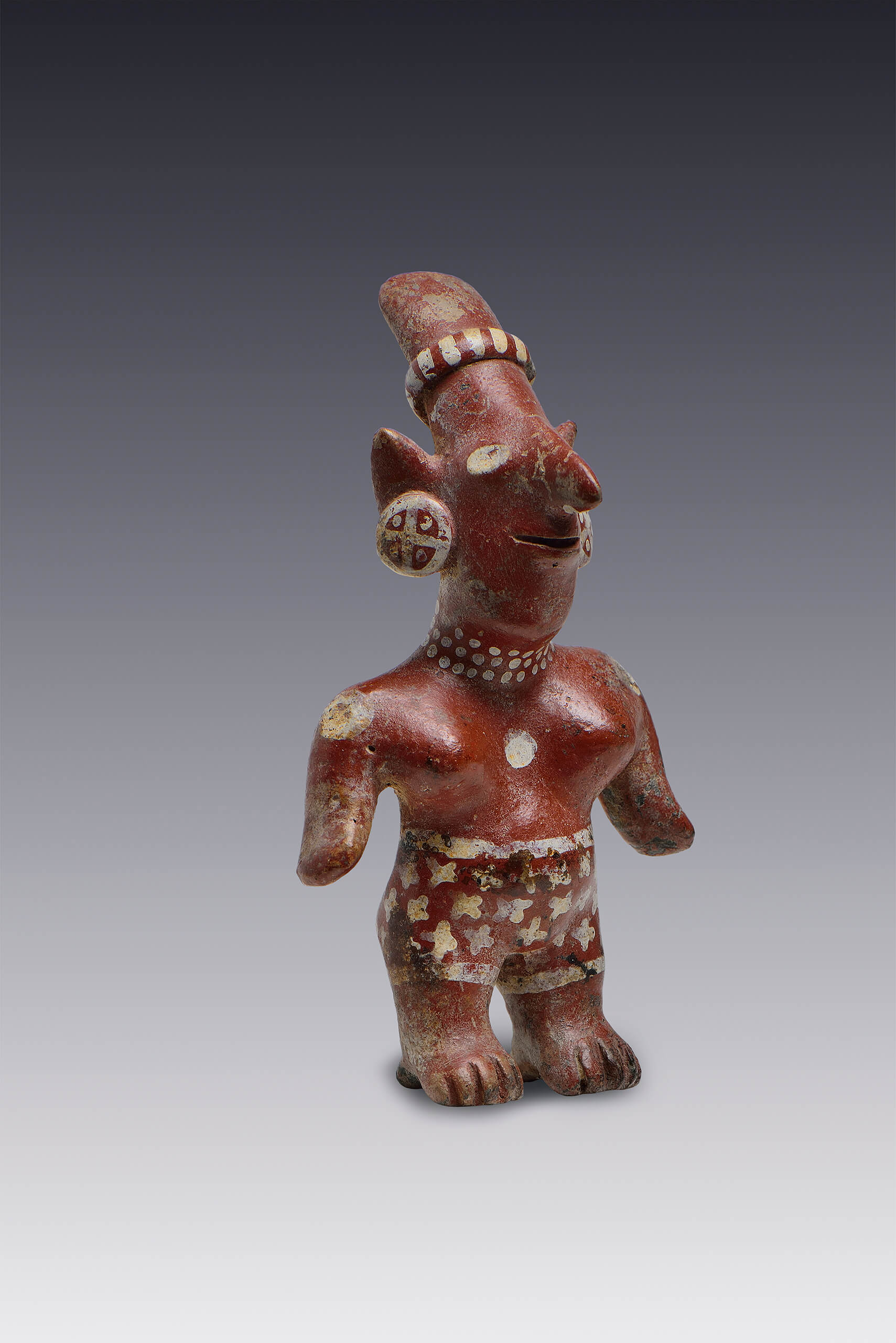 Mujer con pantaloncillo | El México antiguo. Salas de Arte Prehispánico | Museo Amparo, Puebla