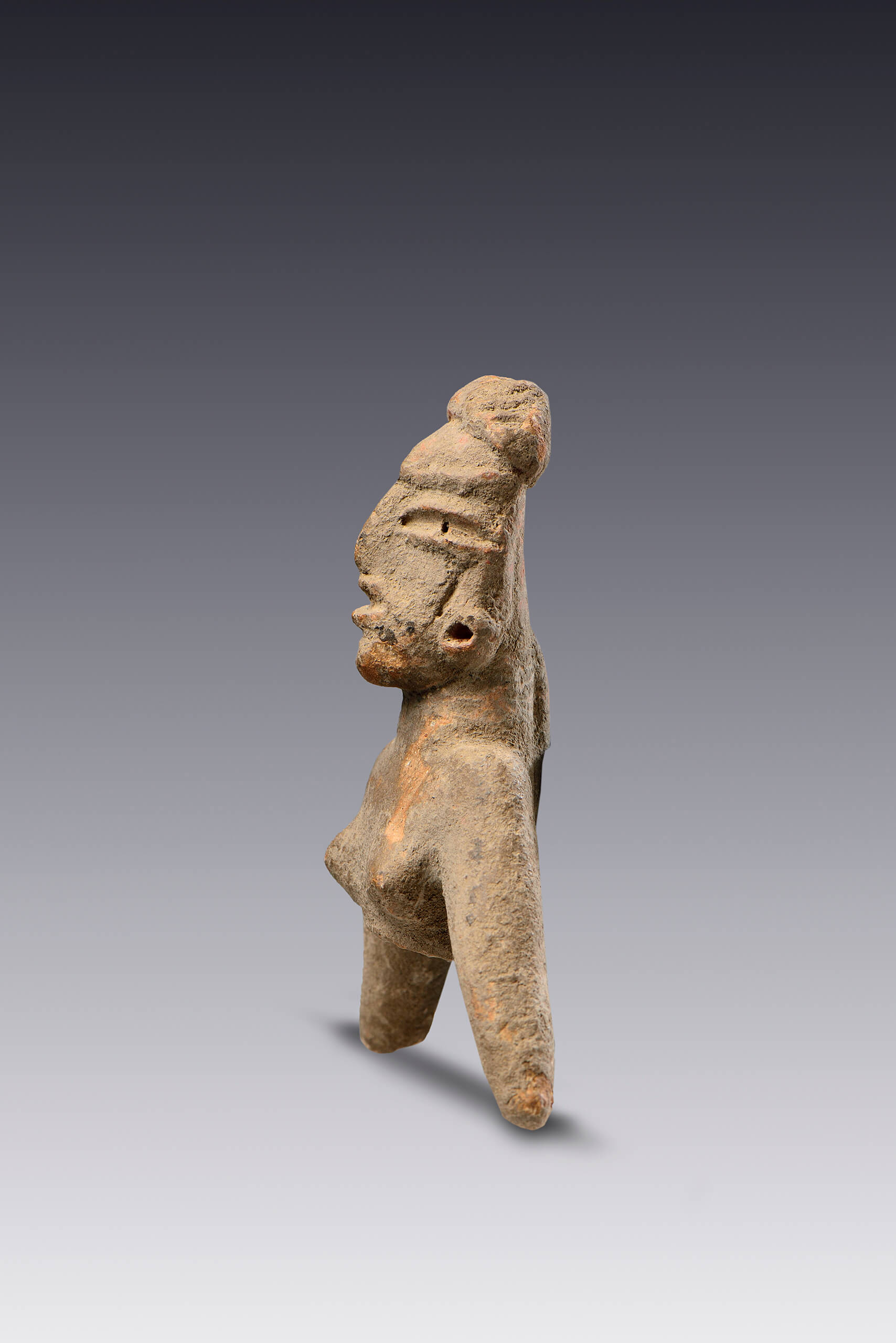Figurilla antropomorfa  | El M&eacute;xico antiguo. Salas de Arte Prehisp&aacute;nico | Museo Amparo, Puebla