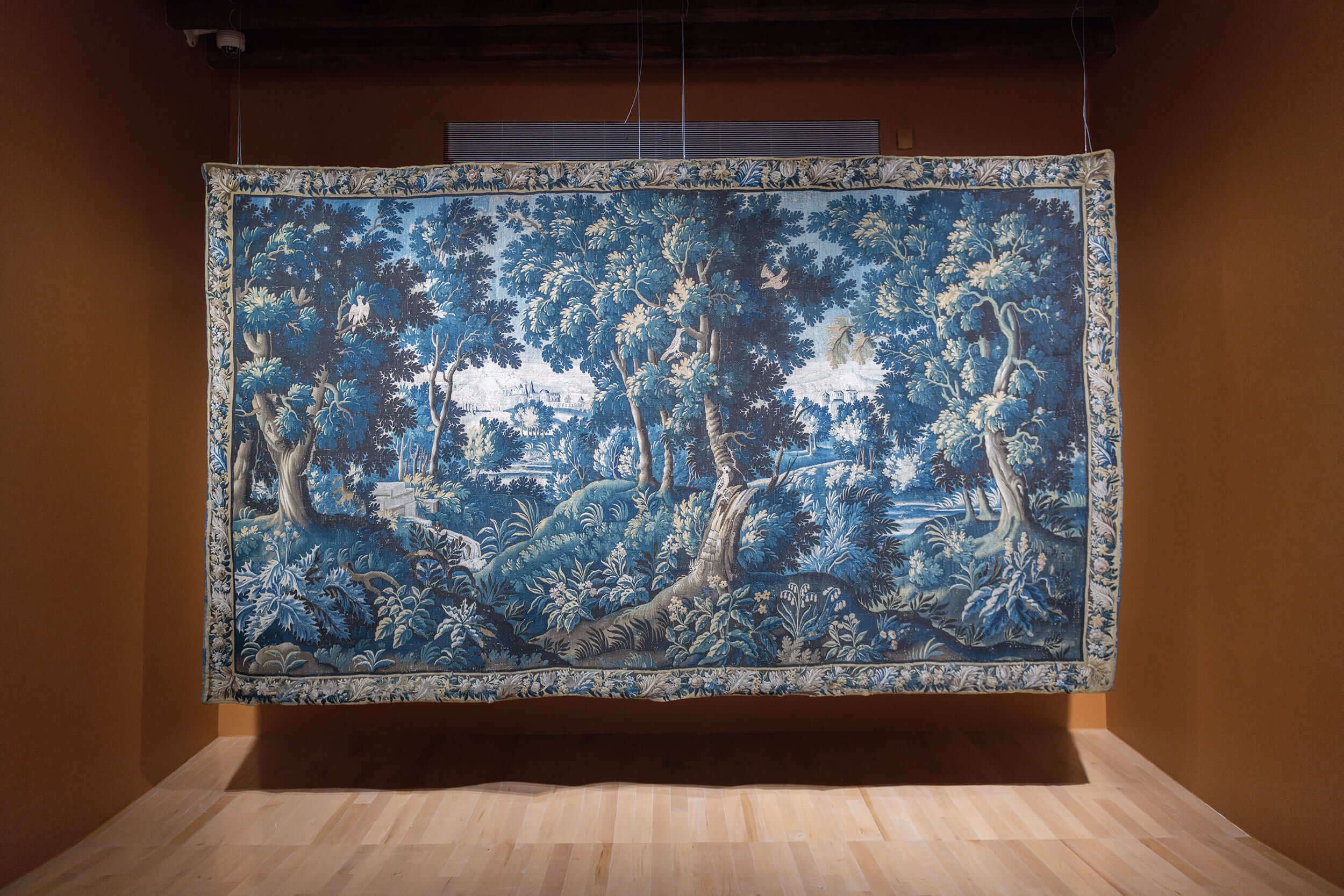 Tapiz con escenas campestres | Una vuelta en espiral. 35 años Colección Museo Amparo | Museo Amparo, Puebla