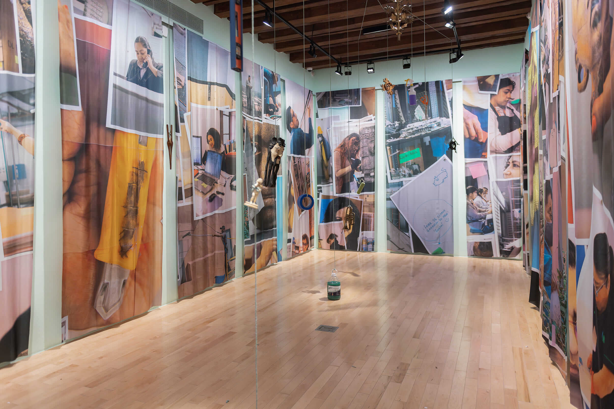 Delante y detr&aacute;s | Fabienne Hess. Lo invisible y sus tramas | Museo Amparo, Puebla