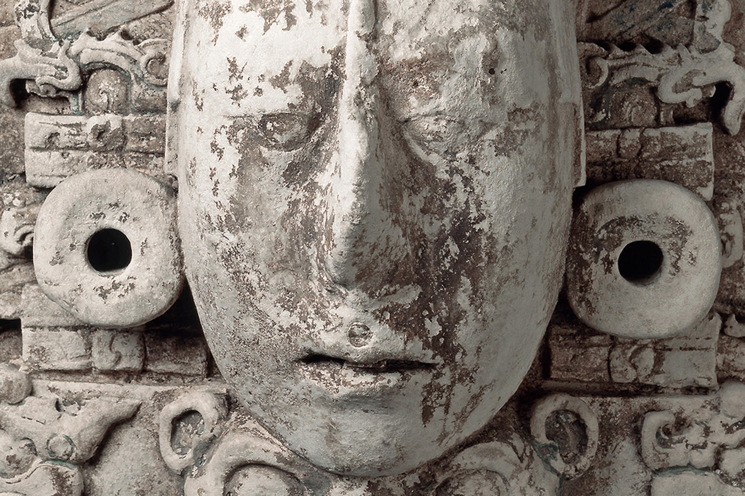 Cabeza con tocado | El México antiguo. Salas de Arte Prehispánico | Museo Amparo, Puebla