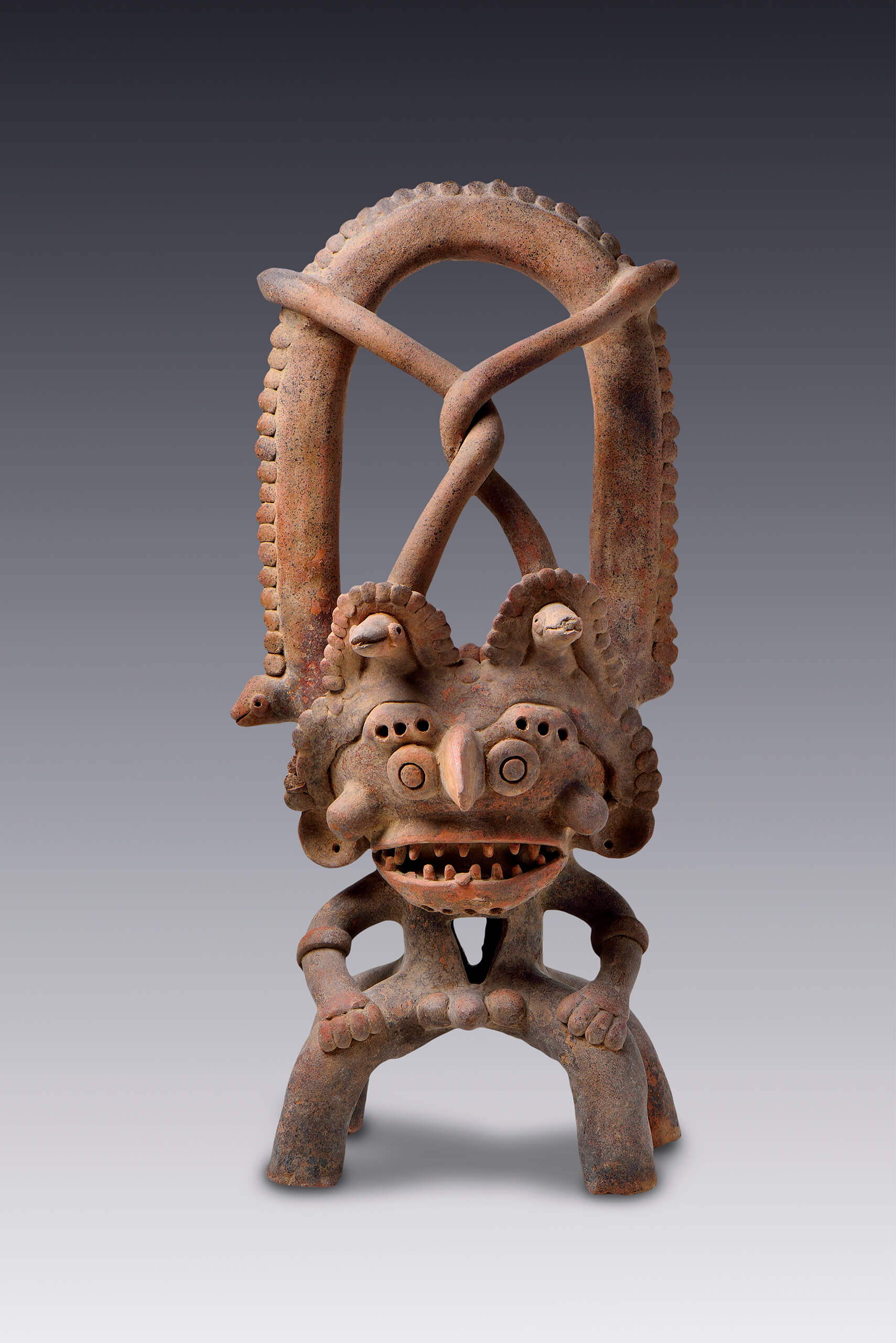 Brasero con una posible alegoría de la fertilidad masculina | El México antiguo. Salas de Arte Prehispánico | Museo Amparo, Puebla