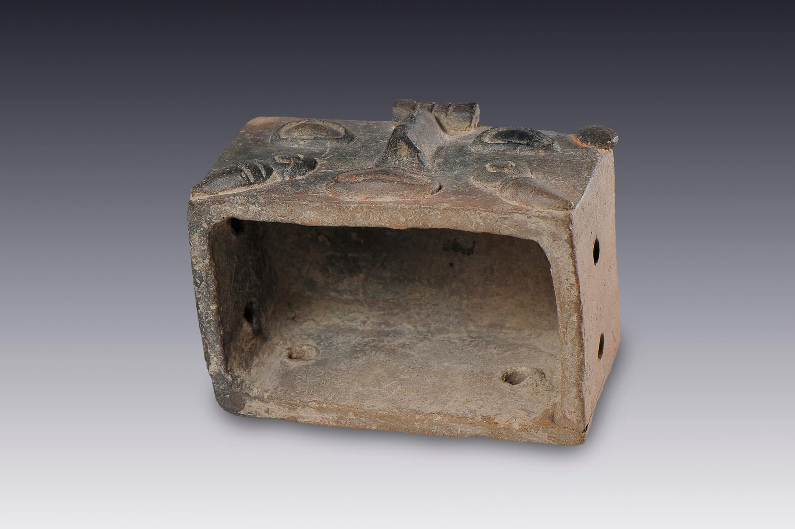 Caja con cara humana | El México antiguo. Salas de Arte Prehispánico | Museo Amparo, Puebla