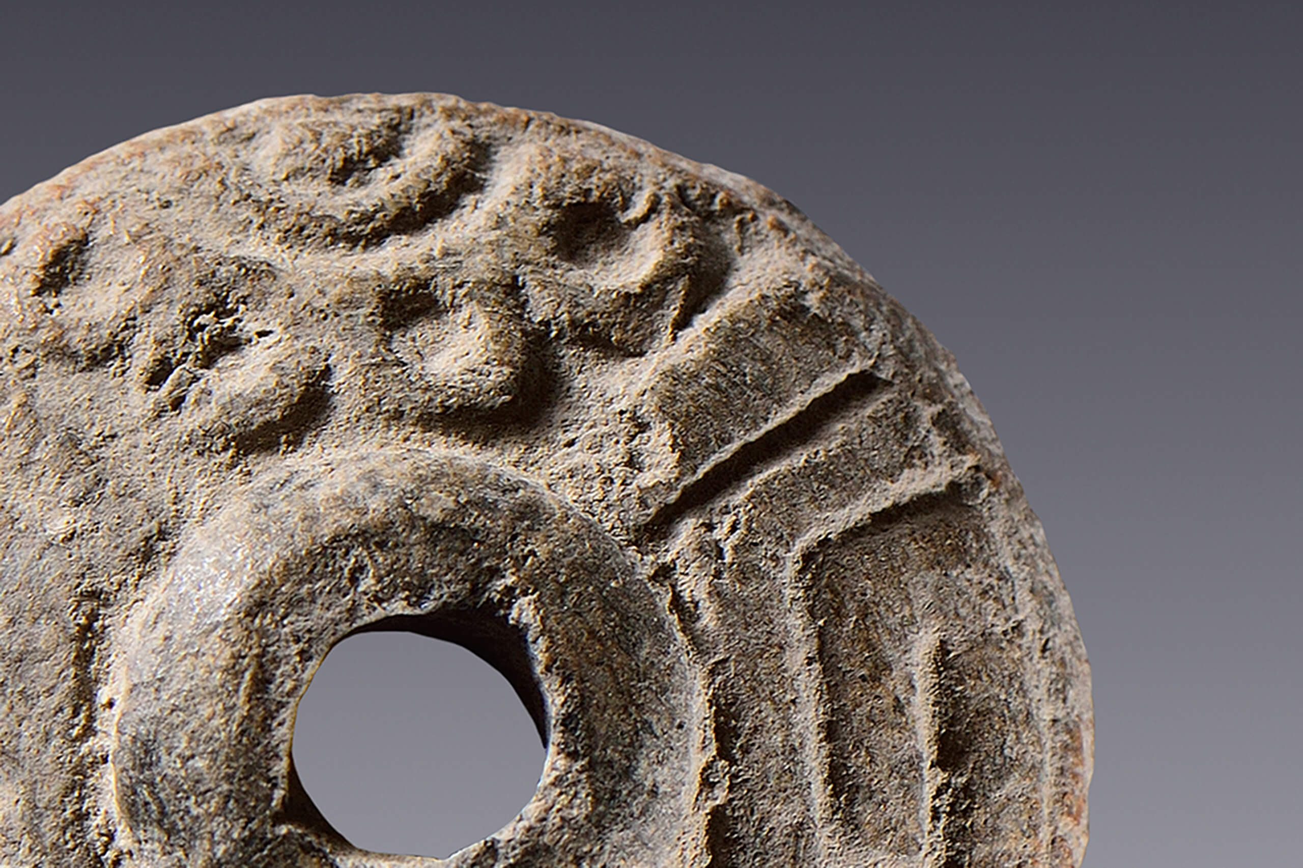 Malacate con diseño de los cuatro rumbos | El México antiguo. Salas de Arte Prehispánico | Museo Amparo, Puebla