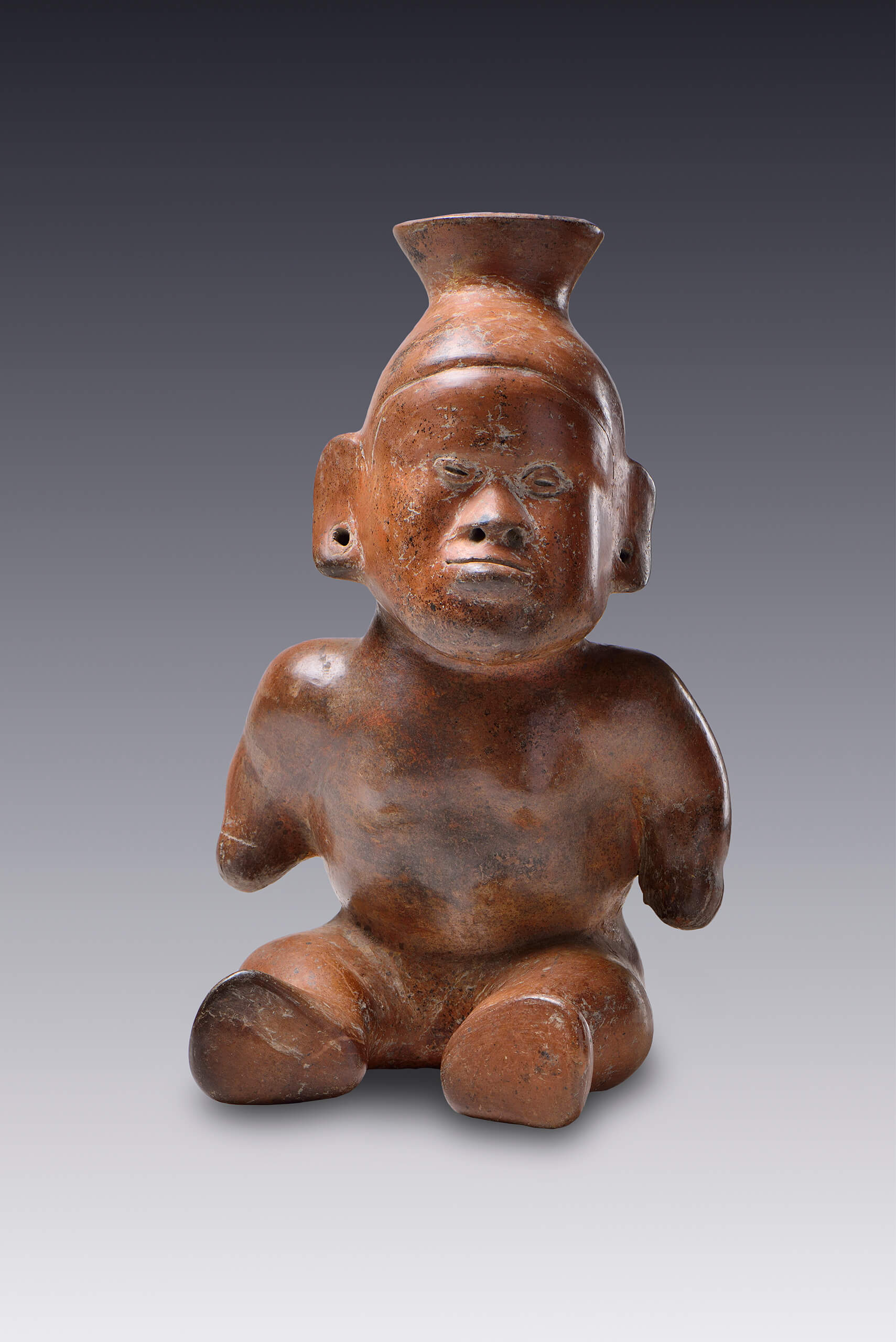 Vasija antropomorfa con la figura de un jorobado | El México antiguo. Salas de Arte Prehispánico | Museo Amparo, Puebla