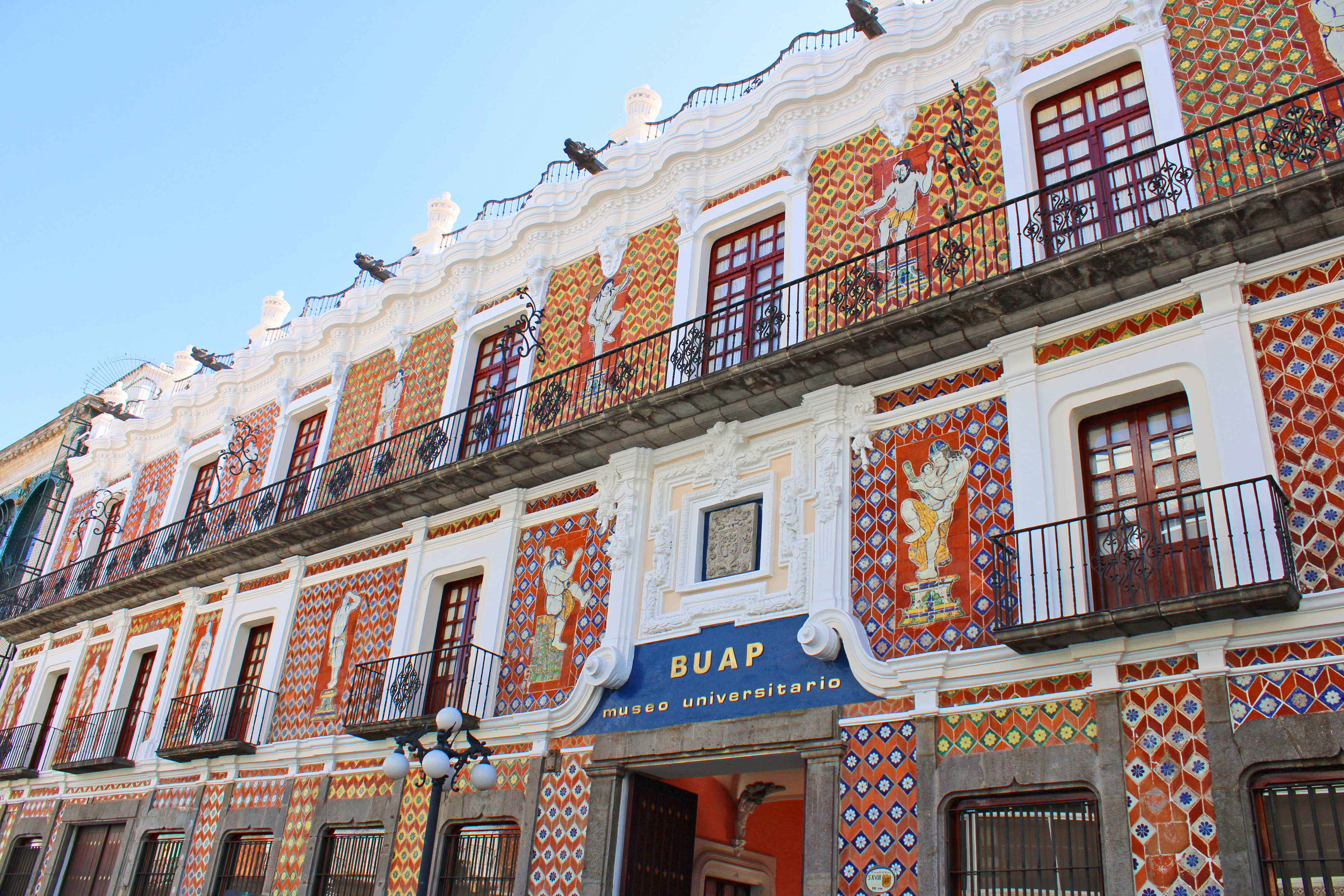 Museo Universitario Casa de los Muñecos BUAP